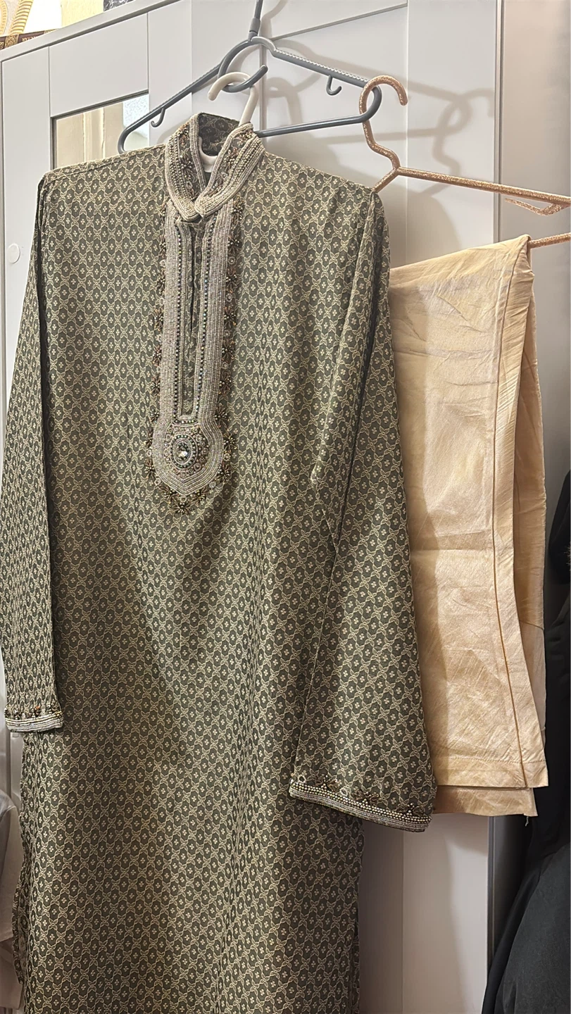 Embellished Kurta Set