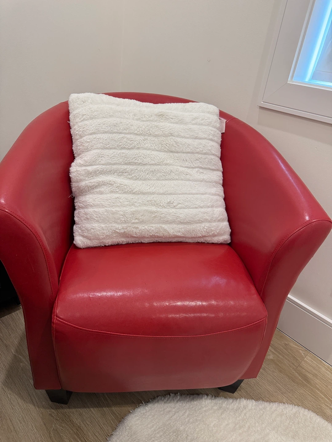 Red Faux Leather Accent Chair and floor mat - photo 4