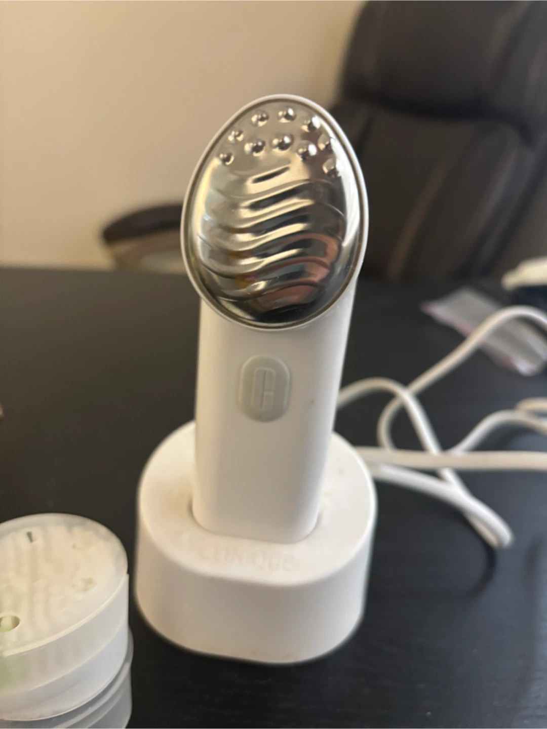 Clinique Sonic Facial Cleansing Brush & Massager Set