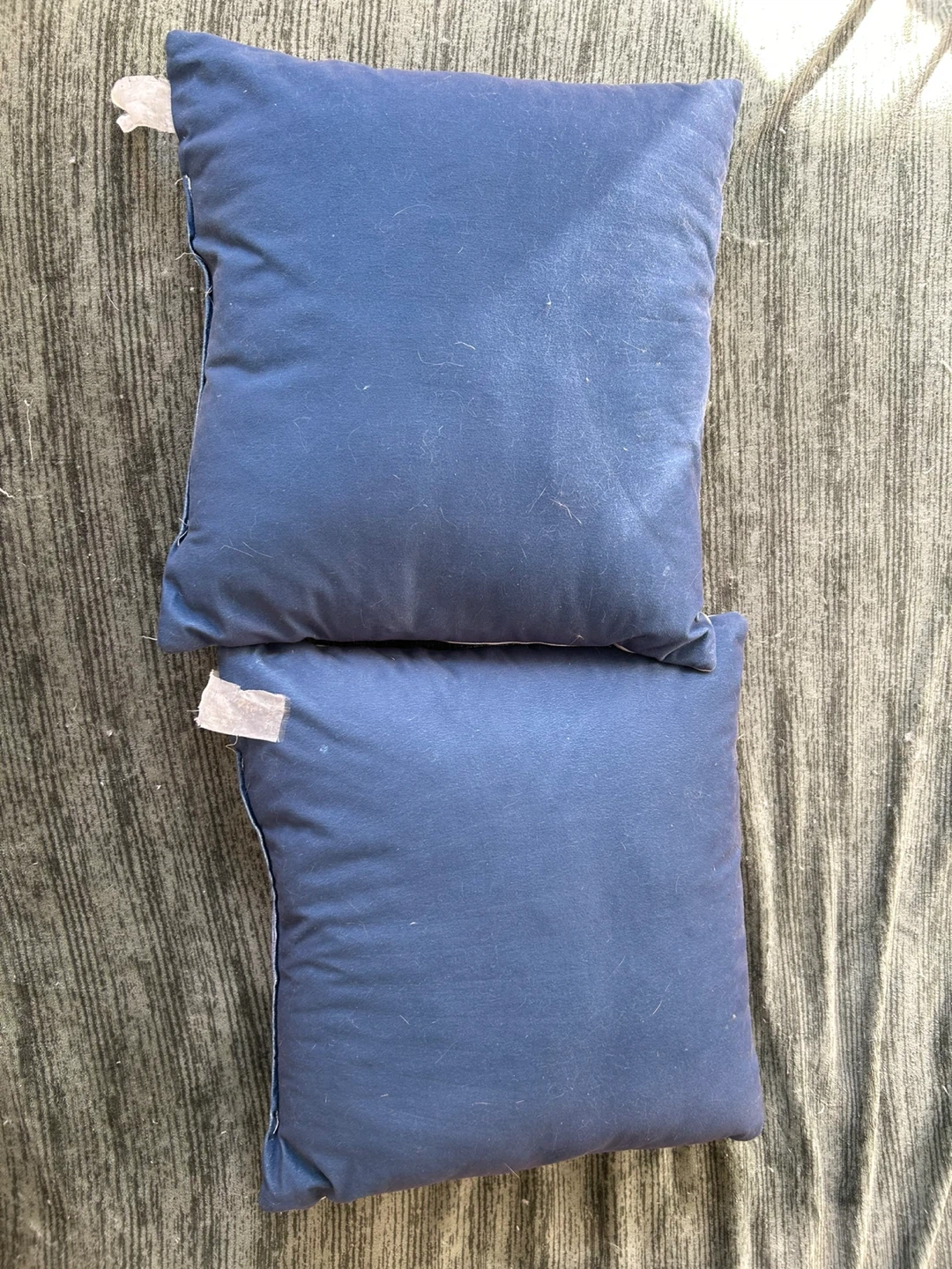Set of 2 Decorative Throw Pillows - photo 2