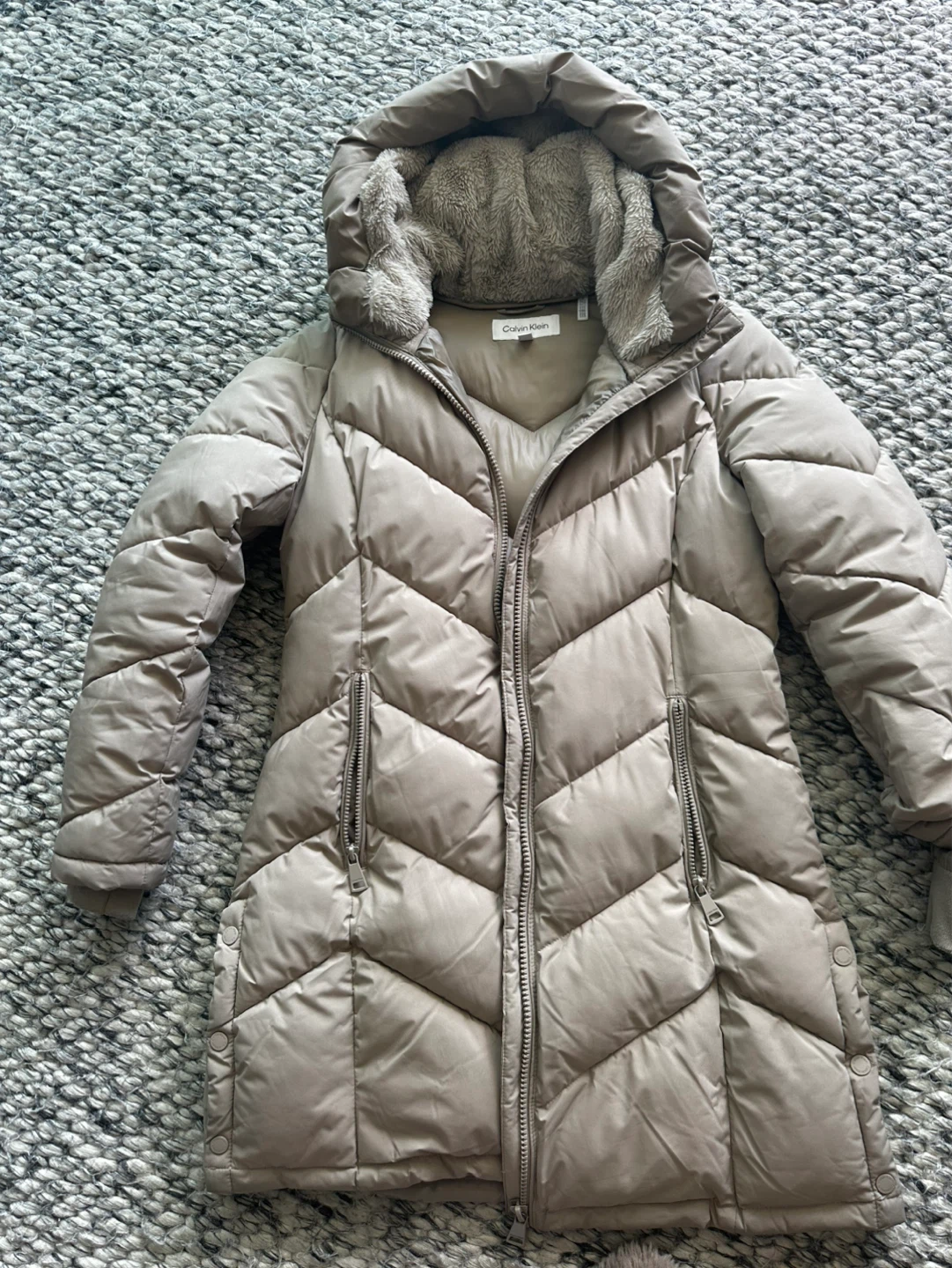 Calvin Klein Women's Puffer Coat  + 2 Pair of Boots - photo 2