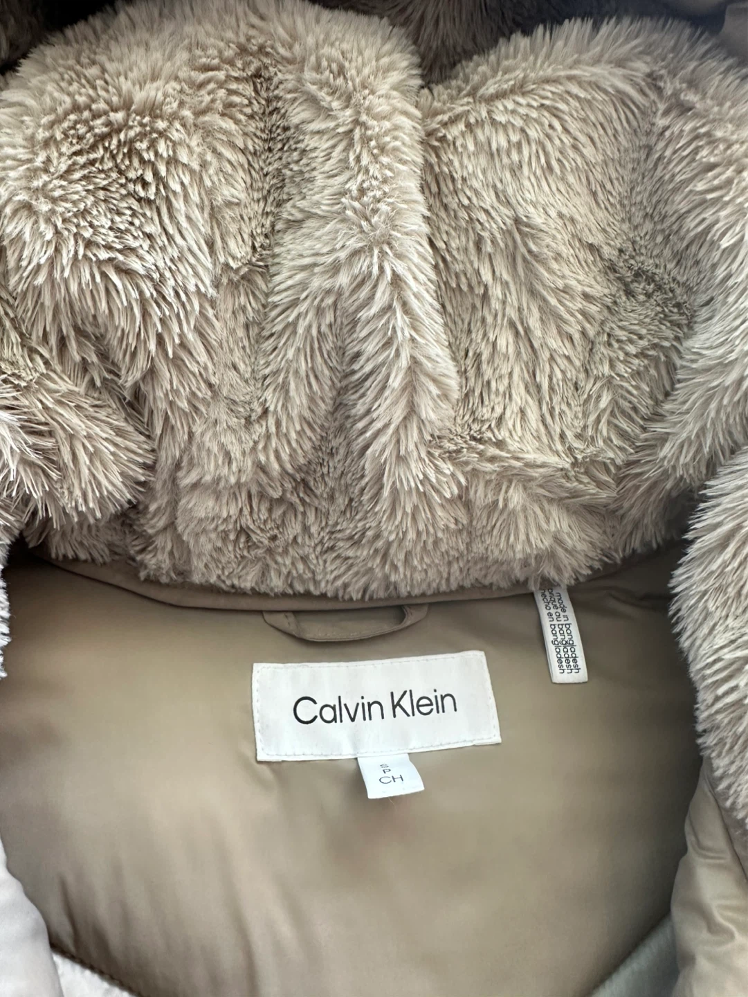 Calvin Klein Women's Puffer Coat  + 2 Pair of Boots - photo 3