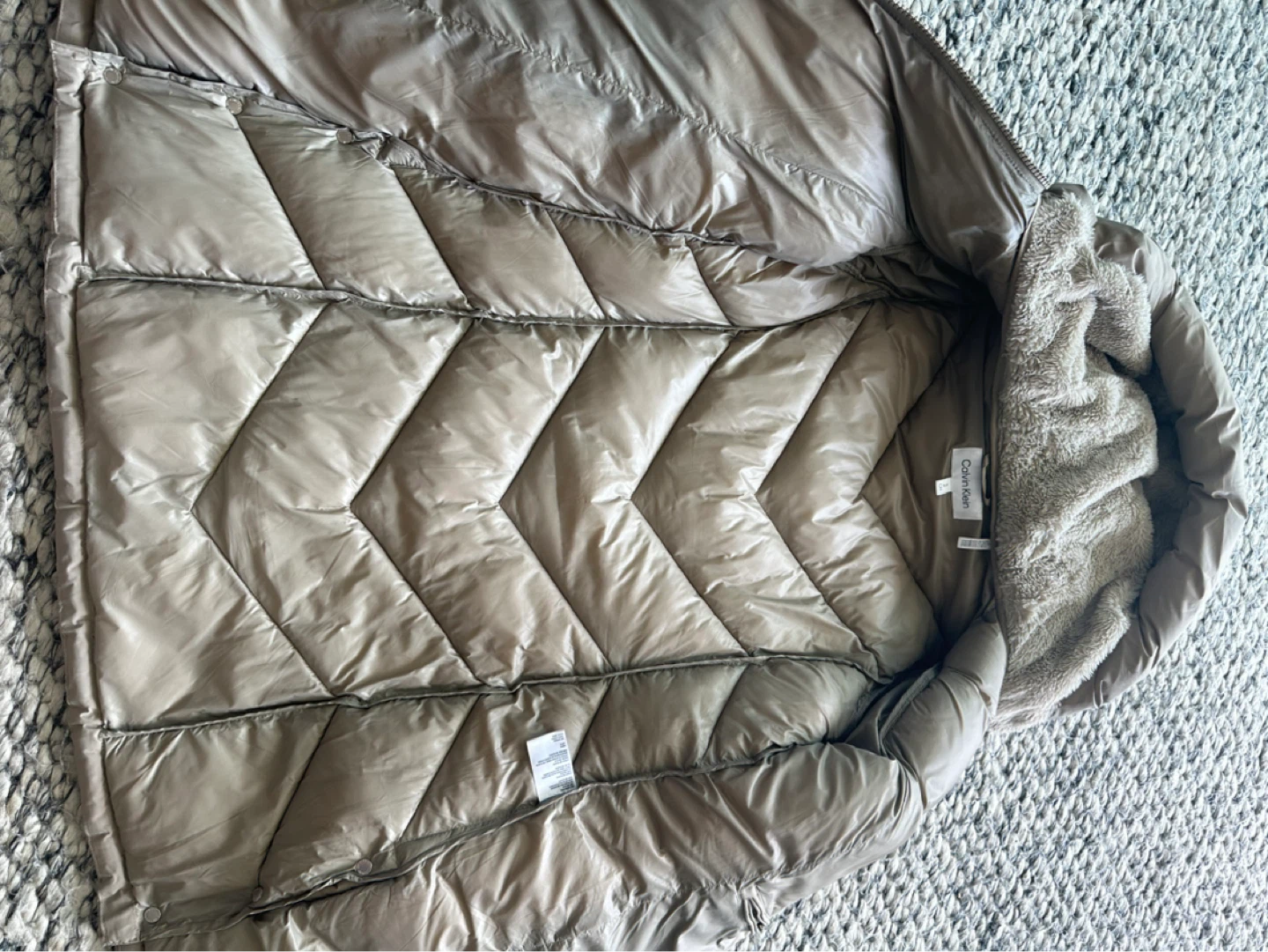 Calvin Klein Women's Puffer Coat  + 2 Pair of Boots - photo 4