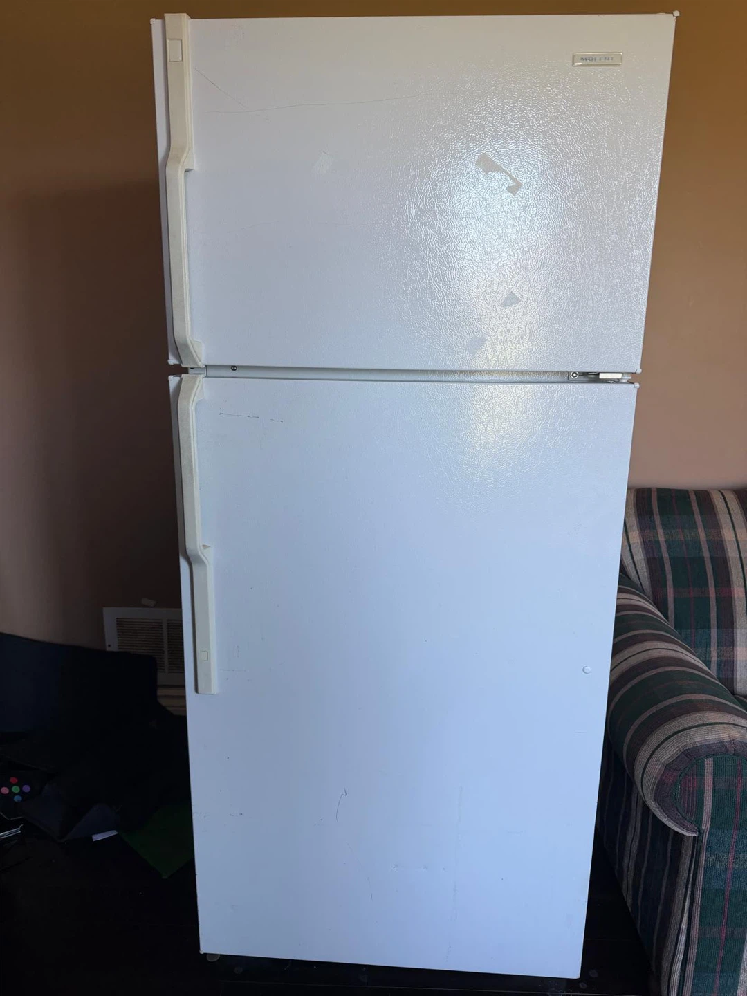White Frigidaire Top Freezer Refrigerator
