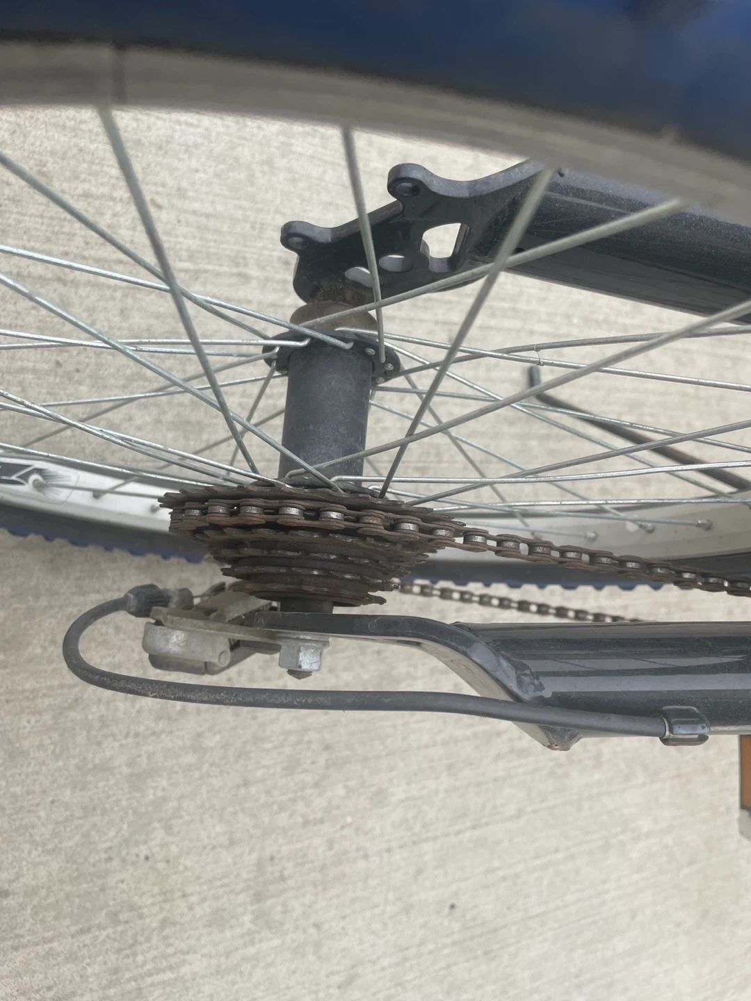 6-Speed Shimano - photo 4