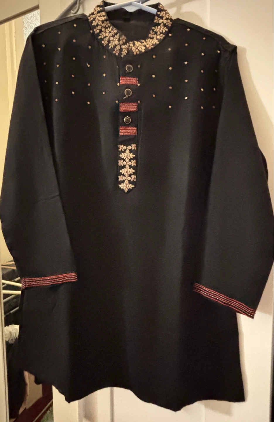 Black Kurta with Embroidered Collar and Cuffs - photo 3