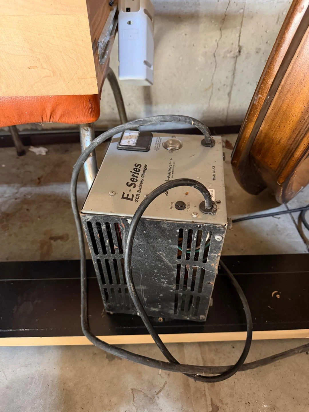 Lester E-Series SCR Battery Charger