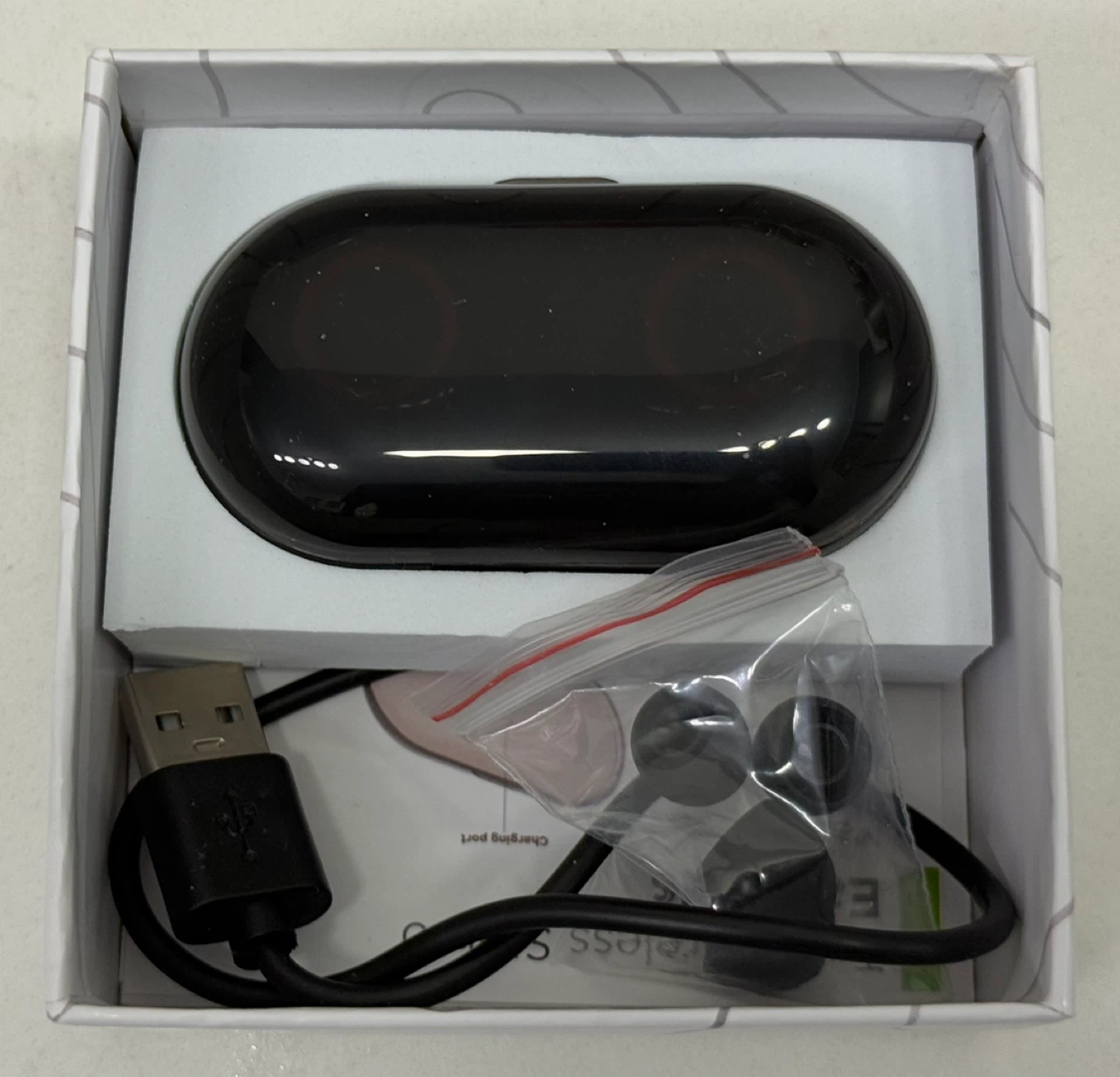 New True Wireless Bluetooth Stereo Earbuds - photo 2