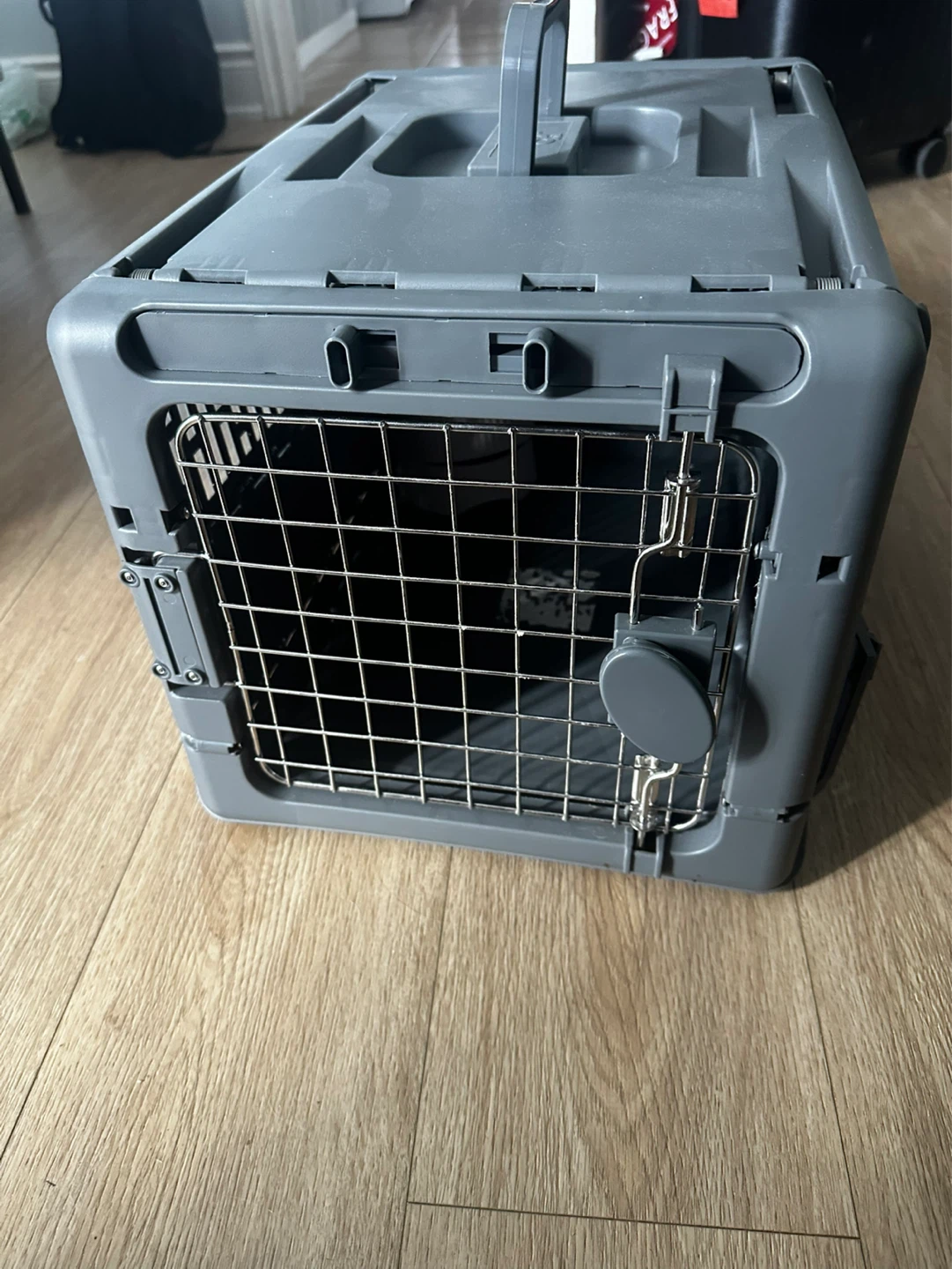 Pet Carrier Crate - Medium Grey