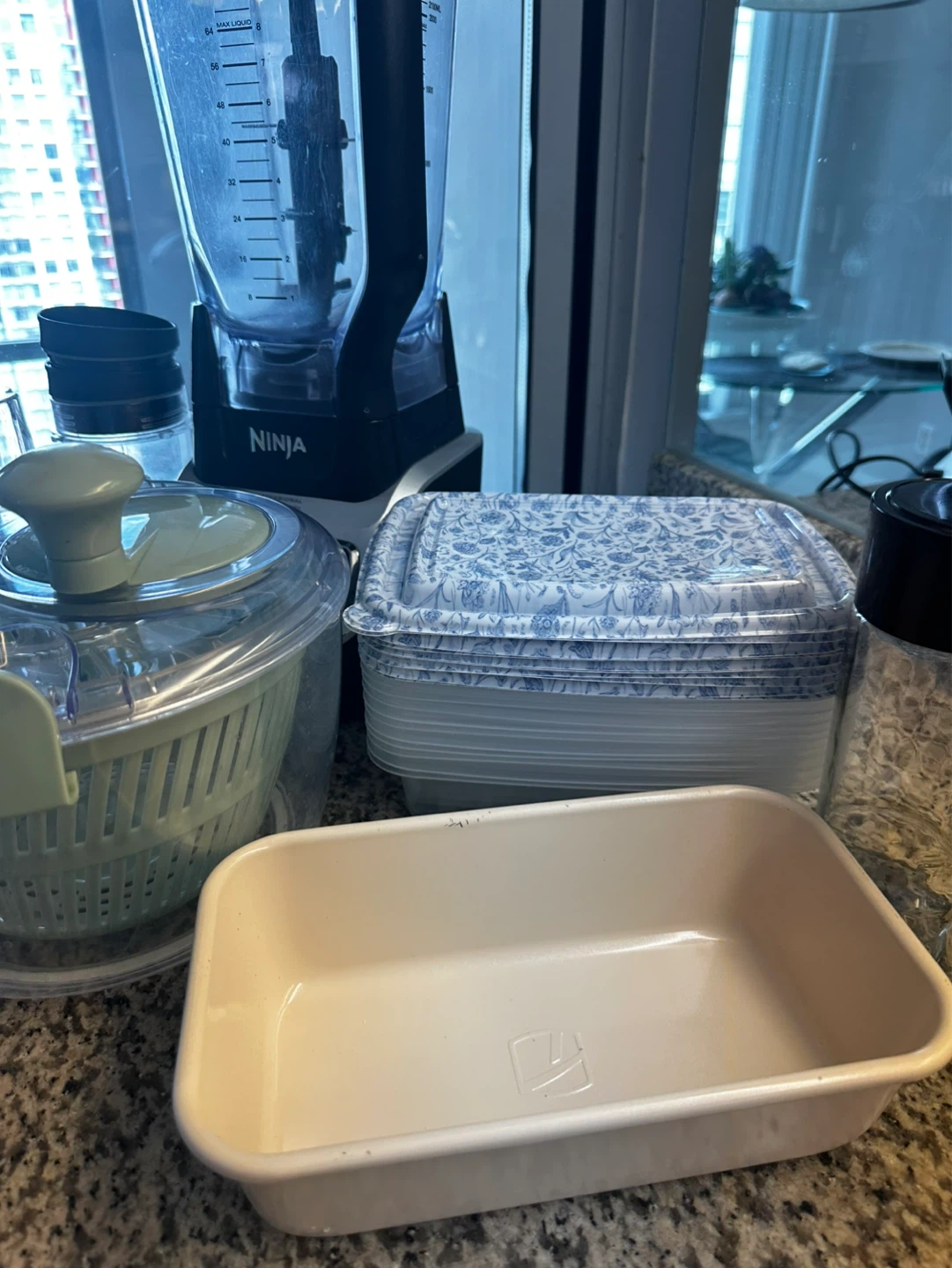 Set for kitchen: Ninja Blender, Salad Spinner +