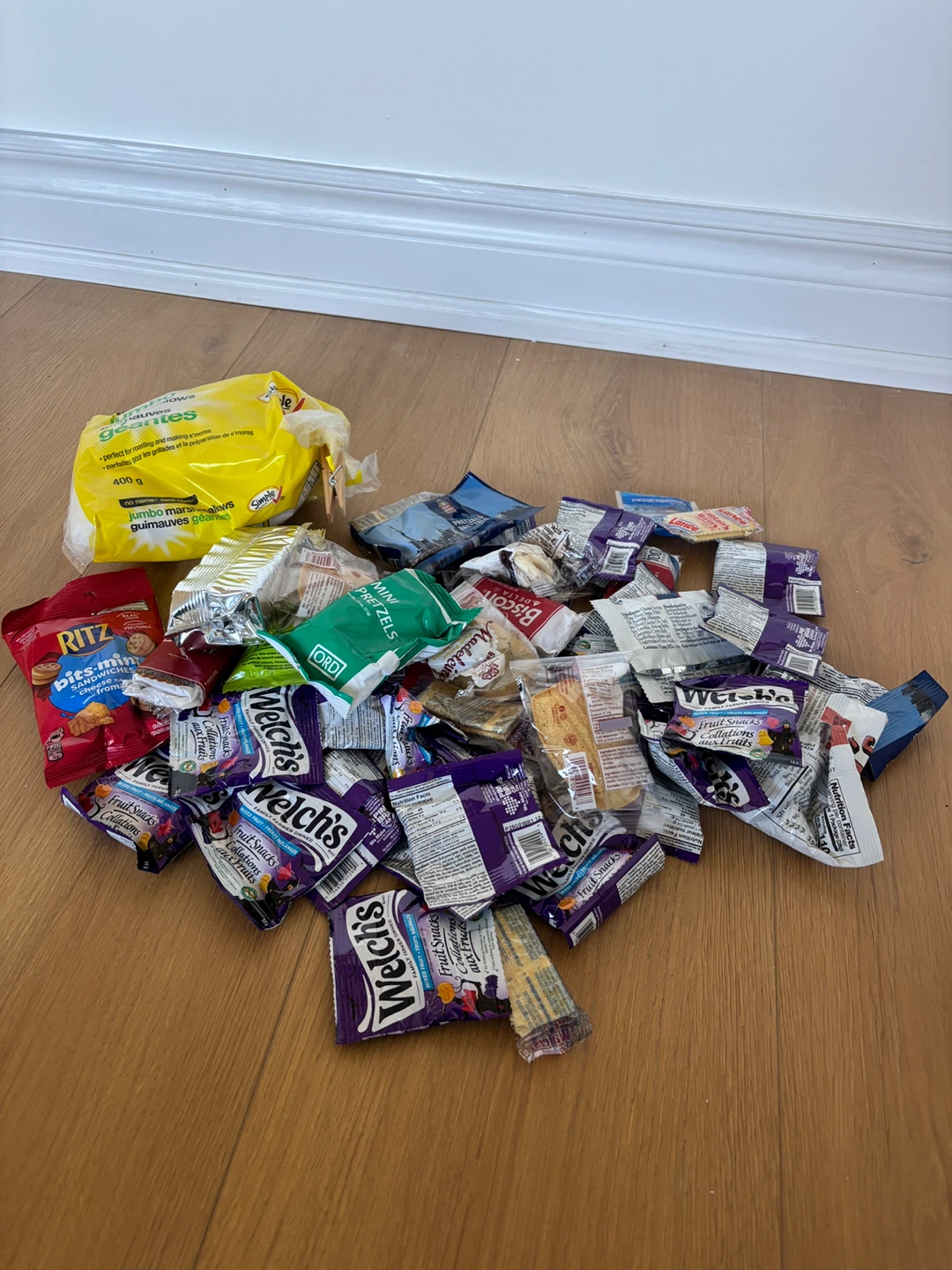 Welch's Fruit Snacks + More Bundle