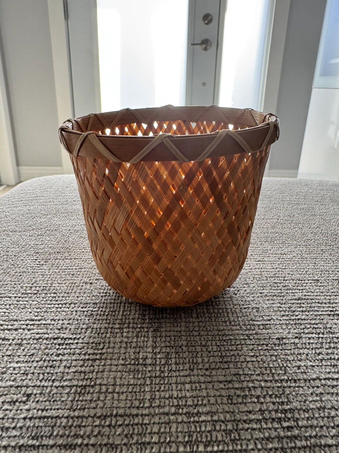 Mini plant basket