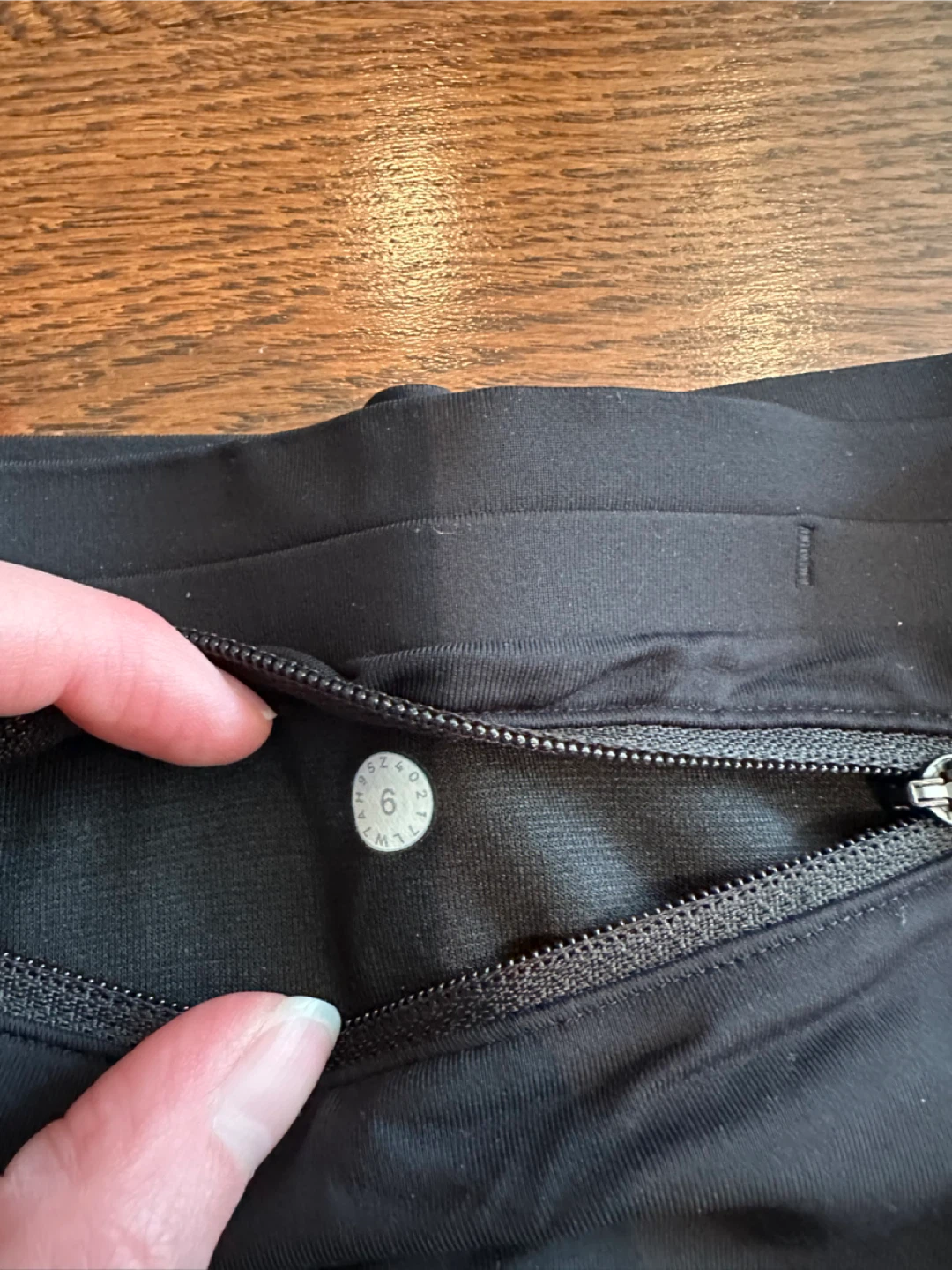 Lululemon Running Shorts Size 6 - photo 3