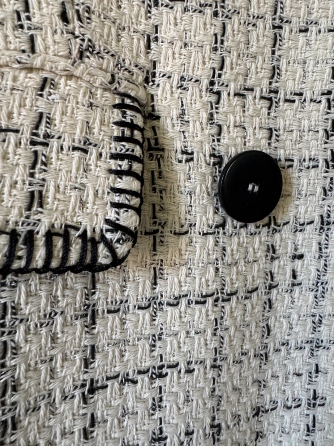 Zara Tweed Blazer - Size Medium - photo 4