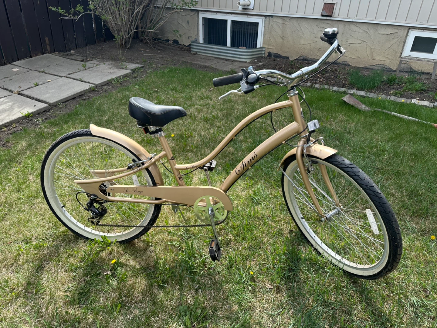 Sim's Sea Breeze 26-inch 7-speed cruiser