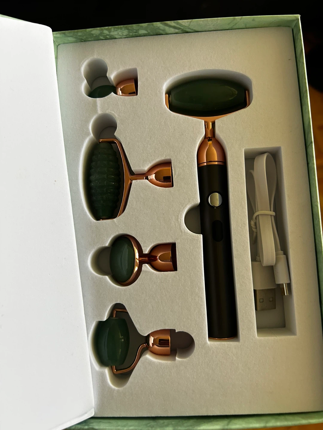 Morning Glowy Beauty Rechargeable Vibrating Facial Roller Kit