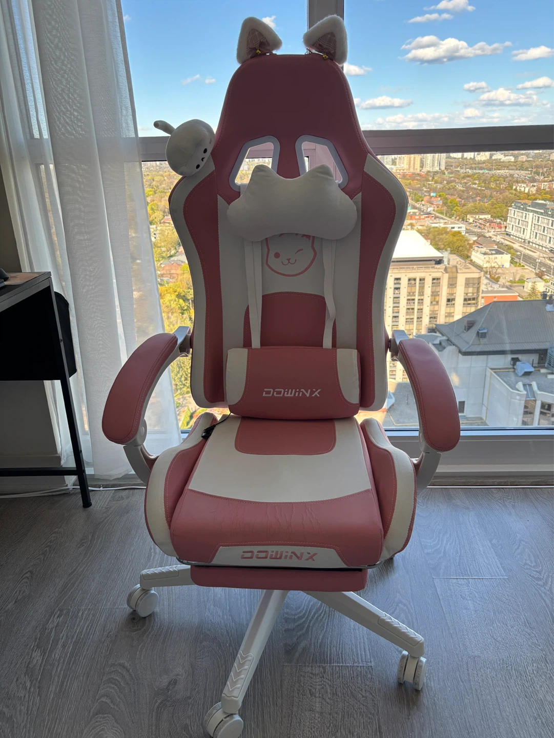 Dowinx Gaming Chair with Footrest & Lumbar Support - photo 3