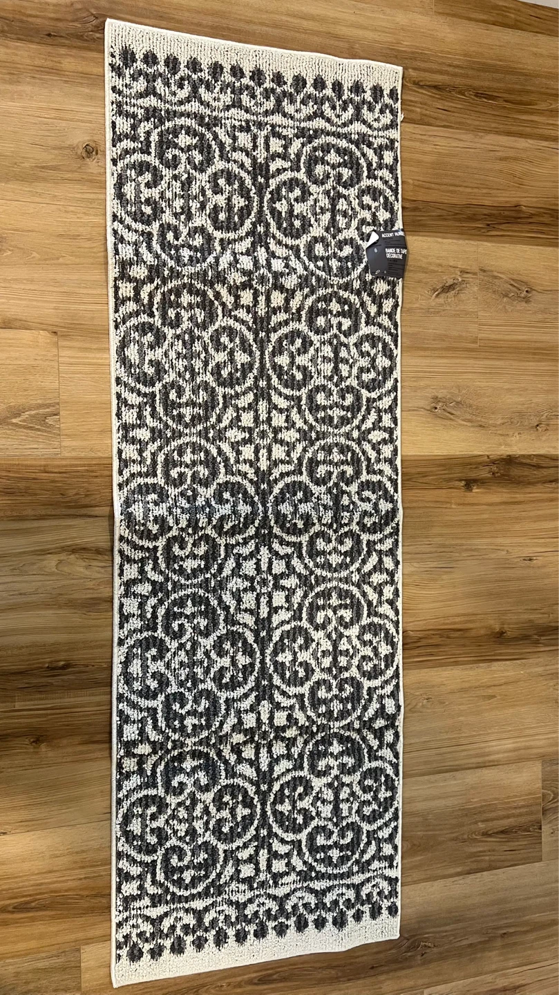 Accent Runner Rug 24 in. x 72 in.