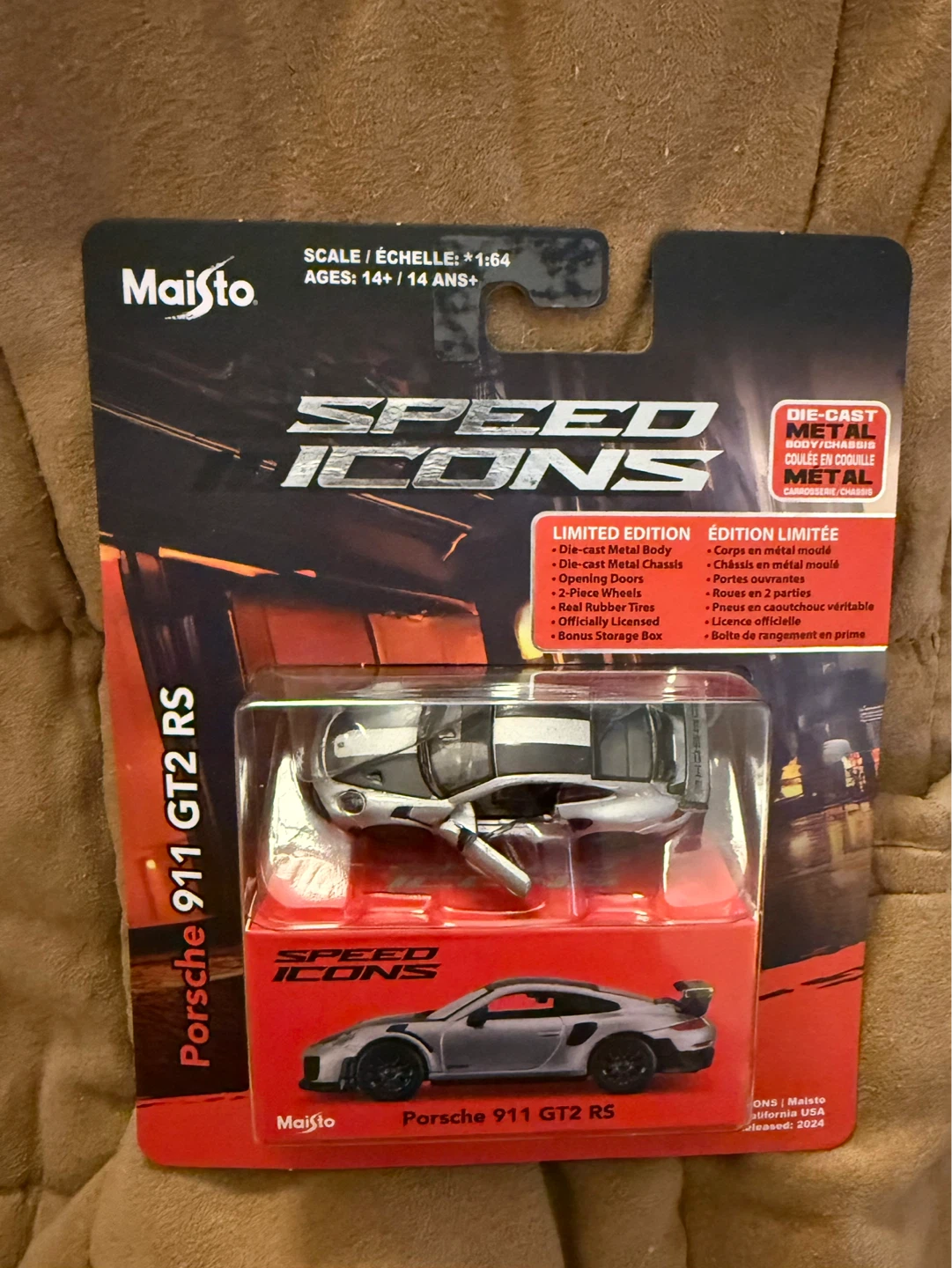 Maisto Speed Icons Porsche 911 GT2 RS 1:64