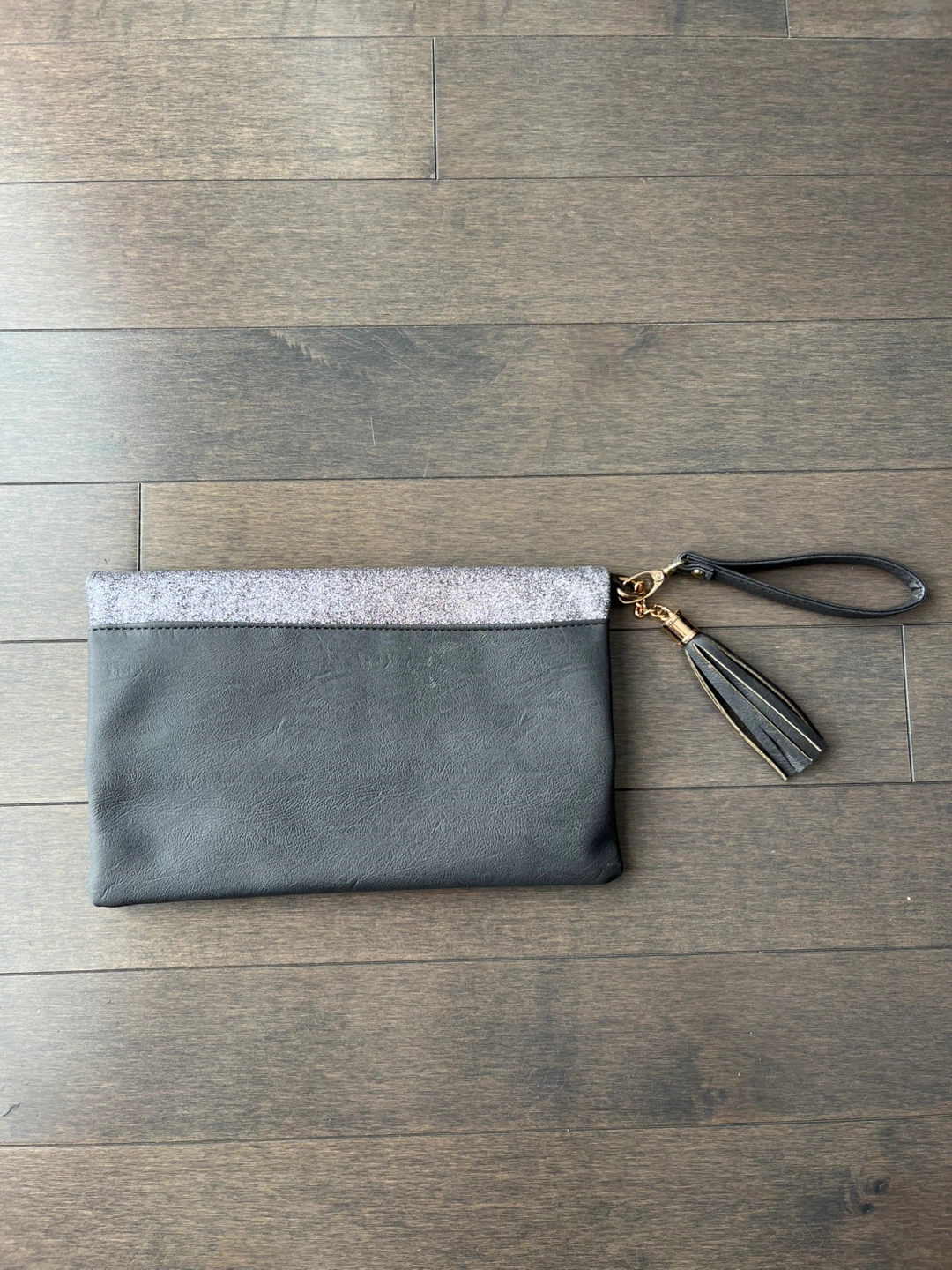 Grey Clutch w/ Wrist Strap - photo 3