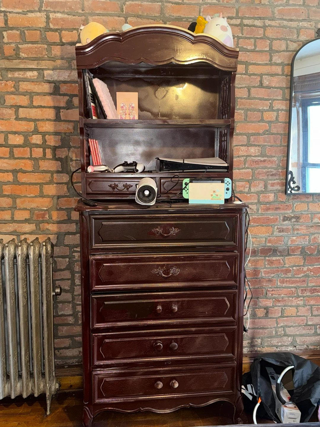 French Provisional Wood Dresser with Hutch - photo 5