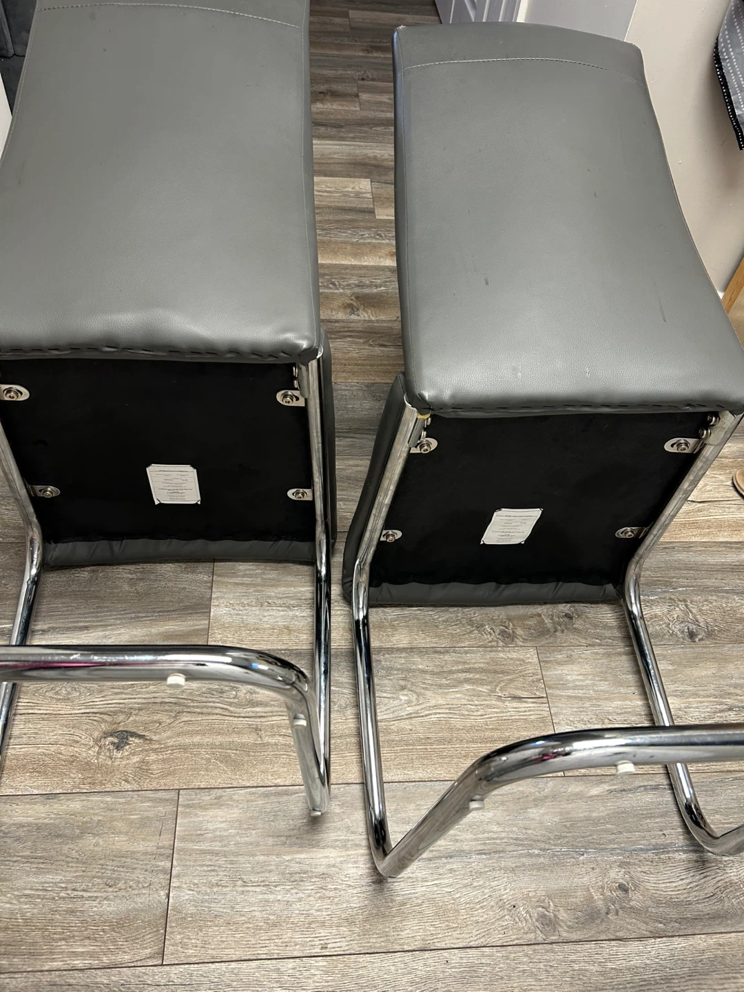 Set of 2 Grey Faux Leather Dining Chairs with Chrome Legs - photo 4
