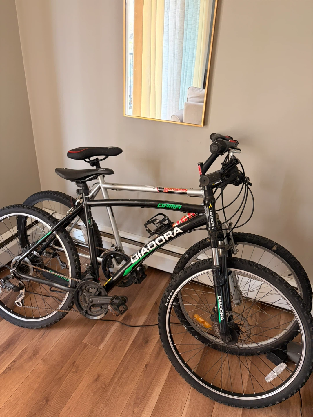 2 Mountain Bikes - photo 2
