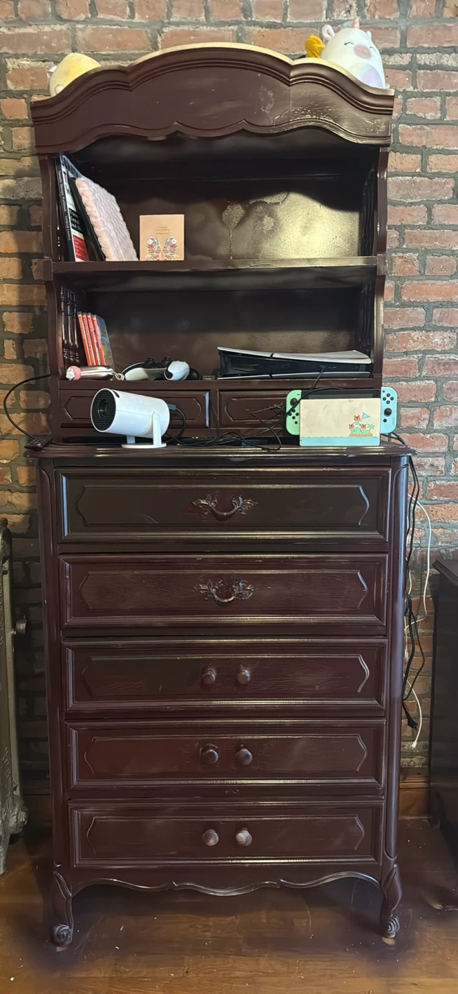 French Provisional Wood Dresser with Hutch - photo 2