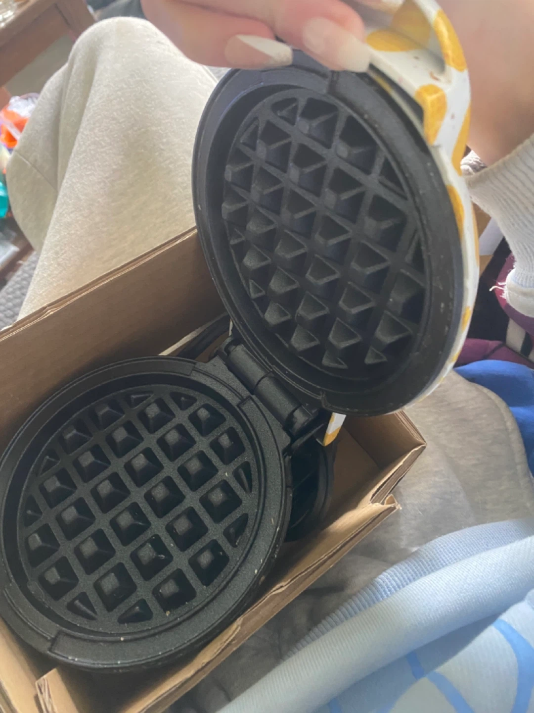 Dash Mini Waffle Maker - Waffle Pattern - photo 2
