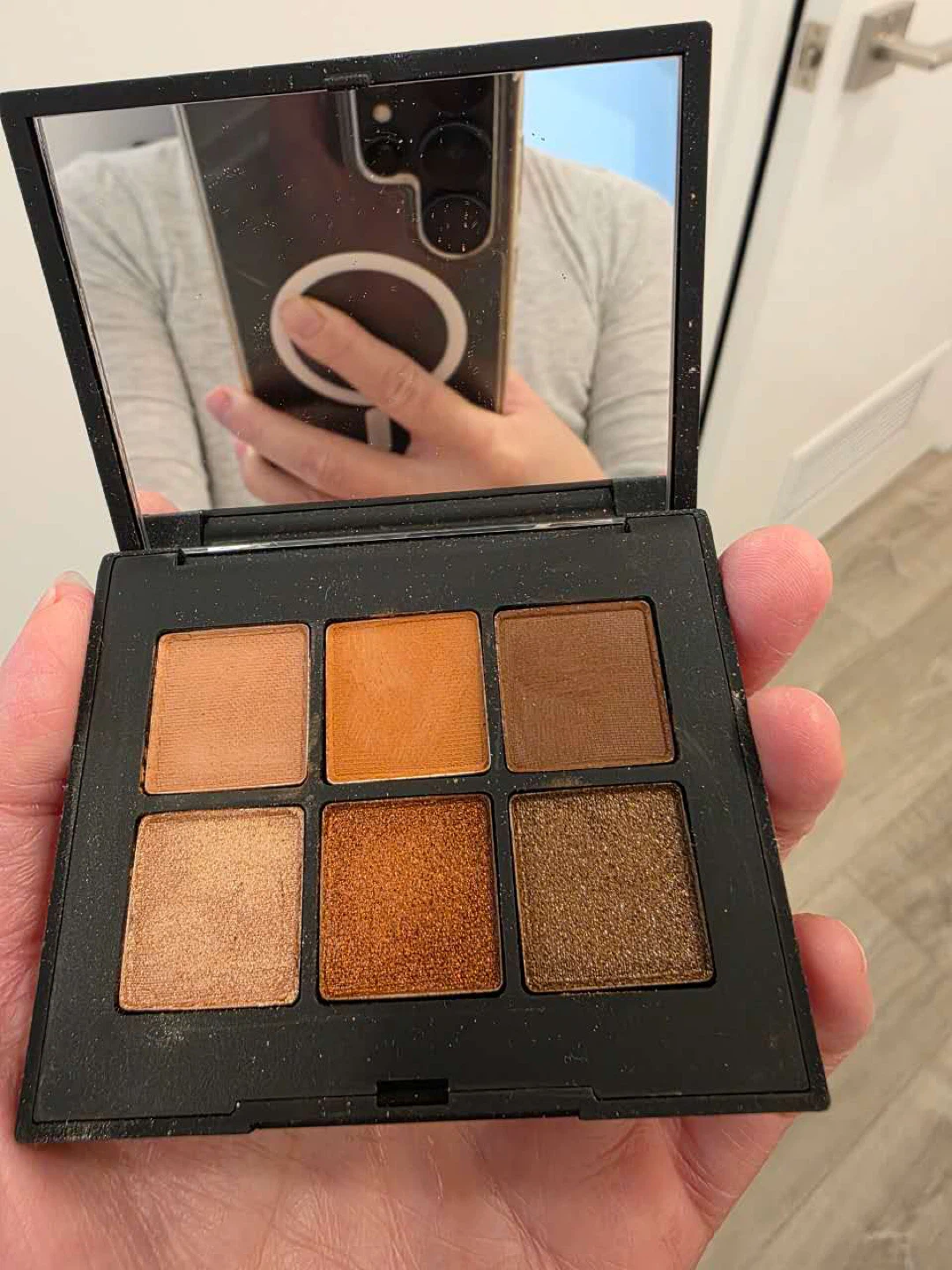 NARS "Voyageur Copper” Eyeshadow Palette - Summit (0.06 oz each)