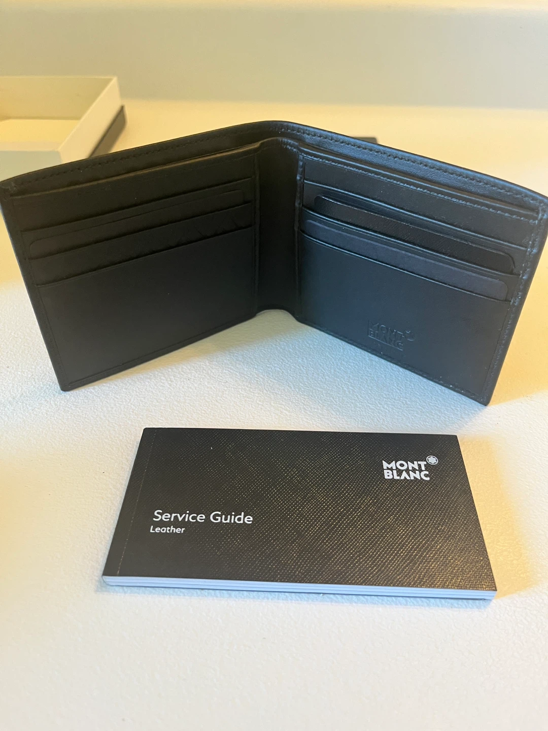 Mont Blanc Leather Bi-Fold Wallet - photo 3
