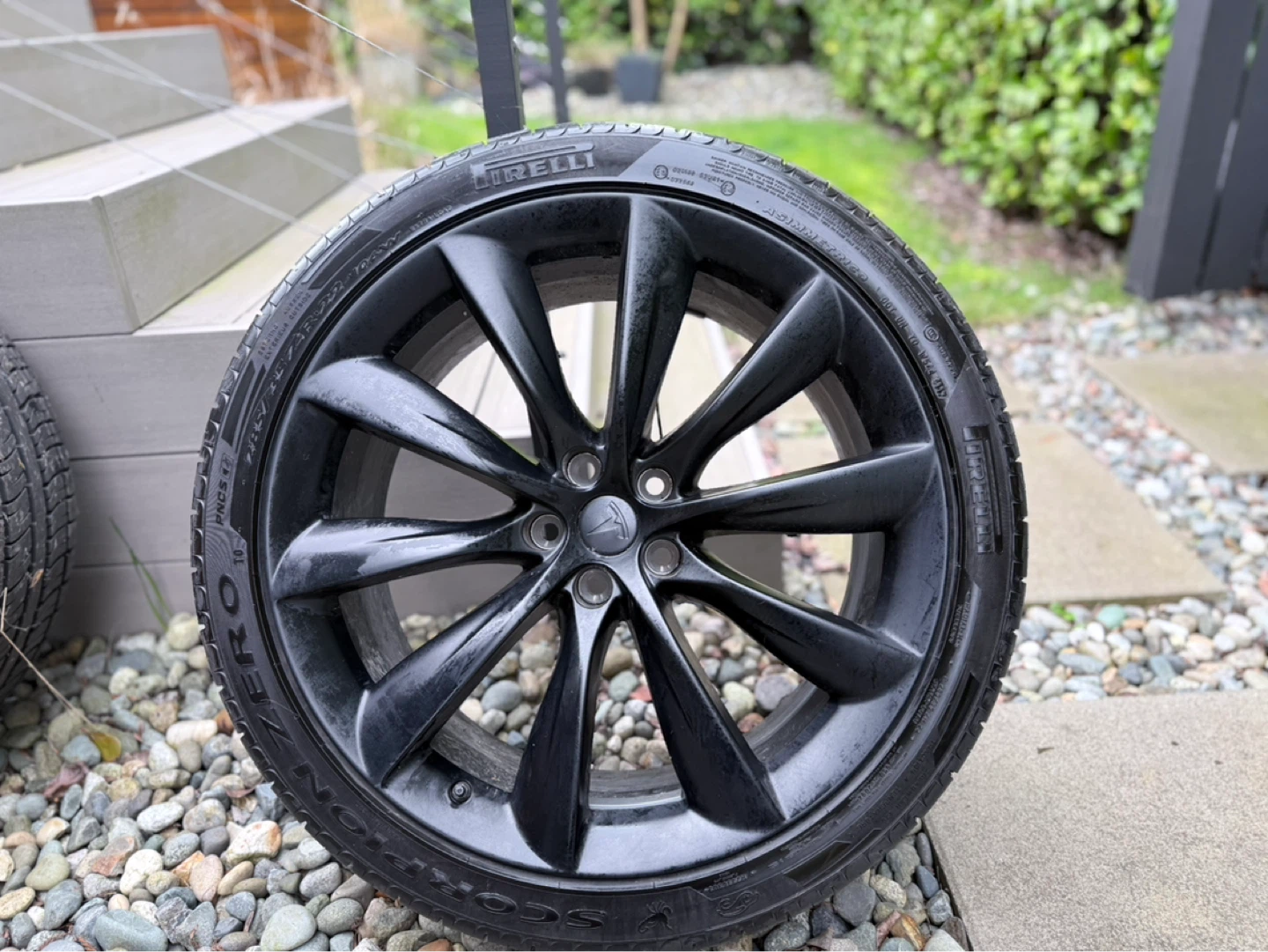 MINT Tesla Model Rims / Pirelli Scorpions