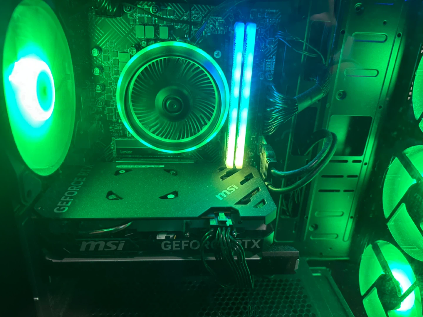 MSI NVIDIA GeForce RTX 4060 Gaming PC - photo 4