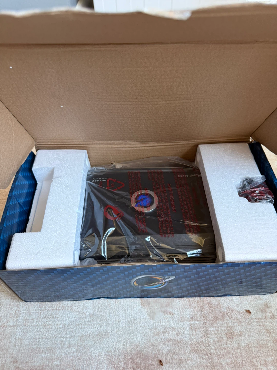 Planet Audio BBD2500 Class D Monoblock Amplifier - photo 2