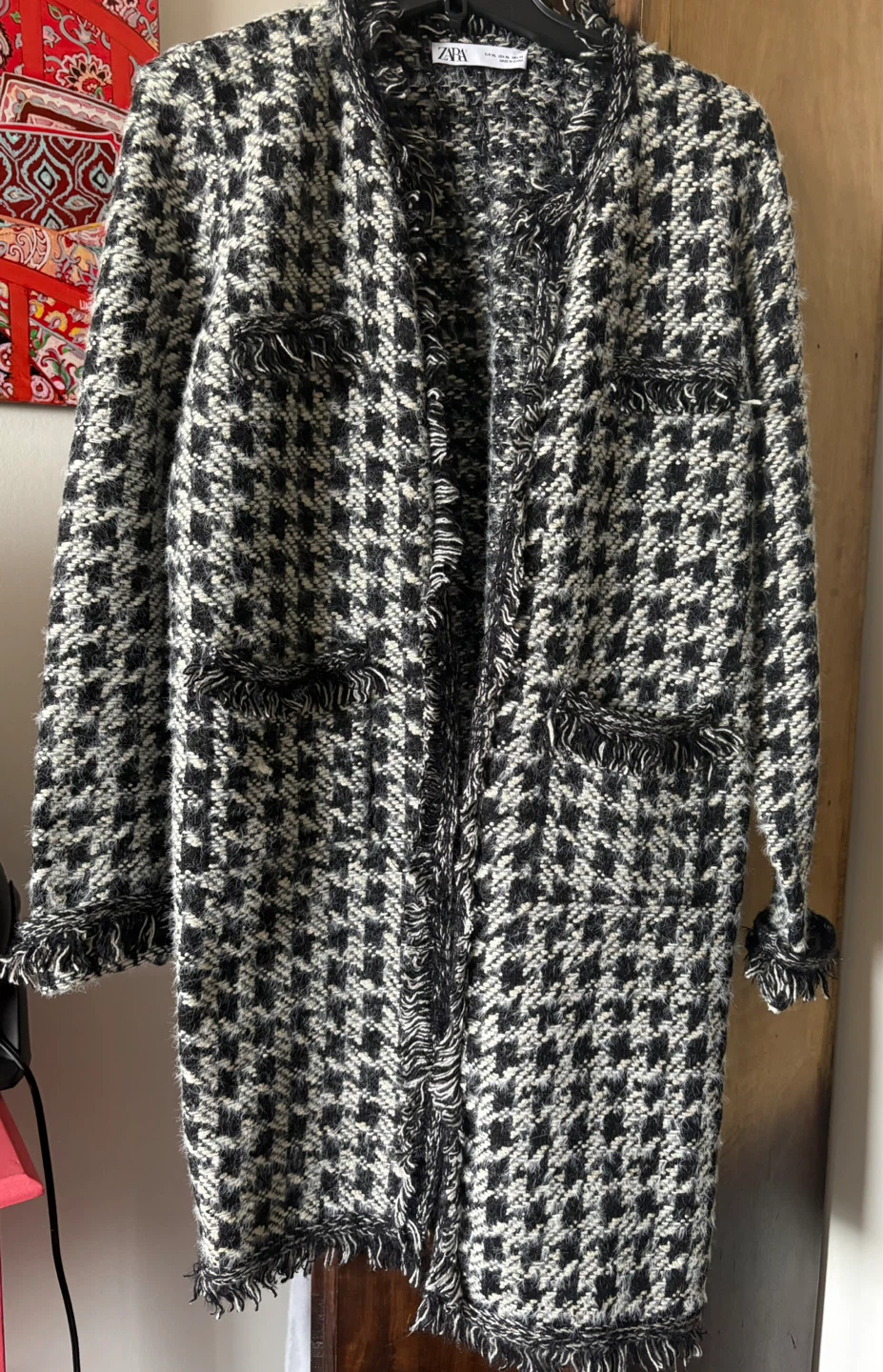 NWOT ZARA Black & White Houndstooth sweater/jacket