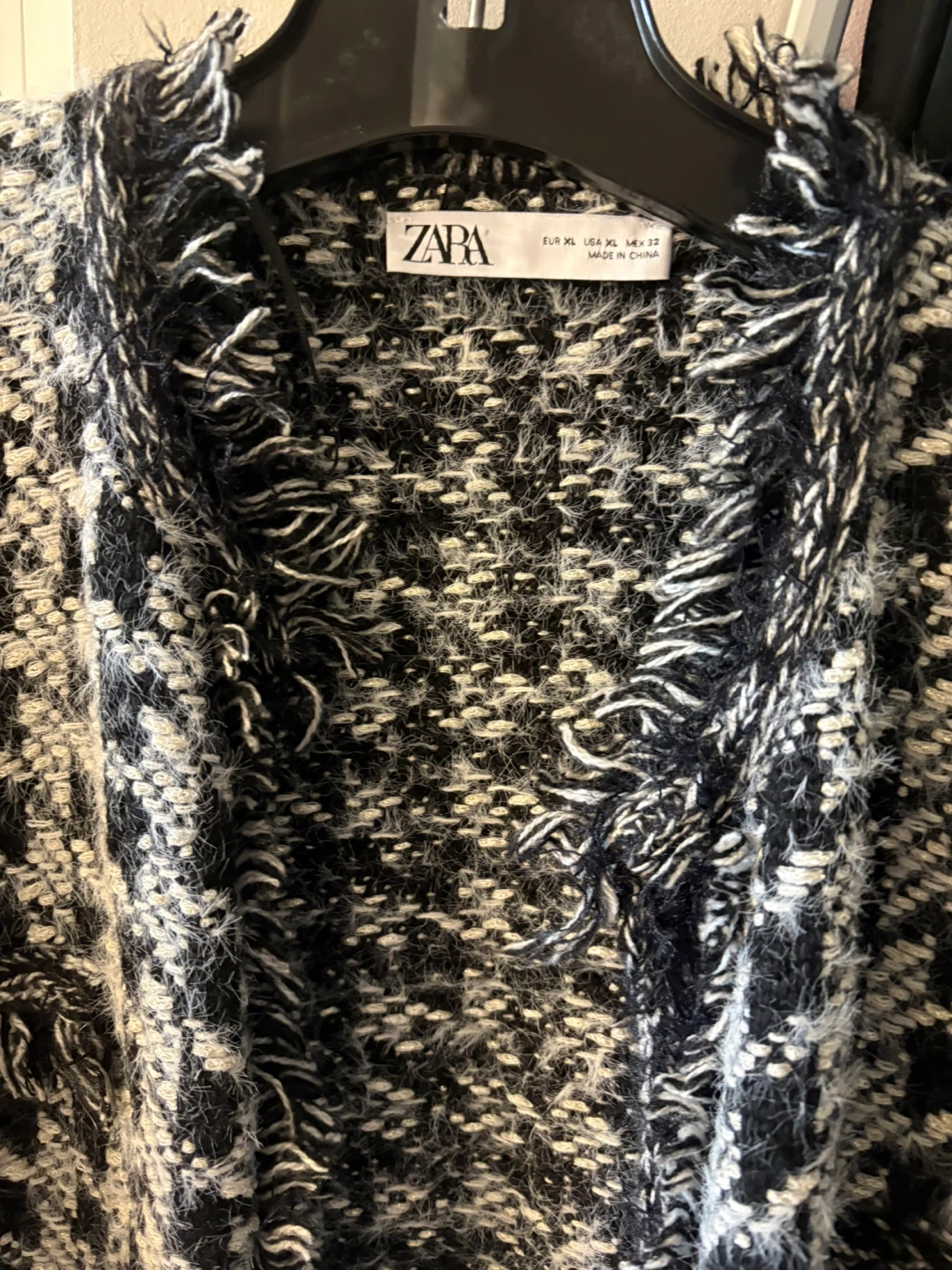 NWOT ZARA Black & White Houndstooth sweater/jacket - photo 3