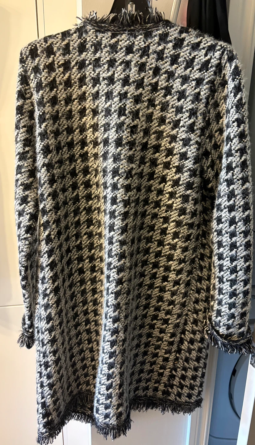 NWOT ZARA Black & White Houndstooth sweater/jacket - photo 4