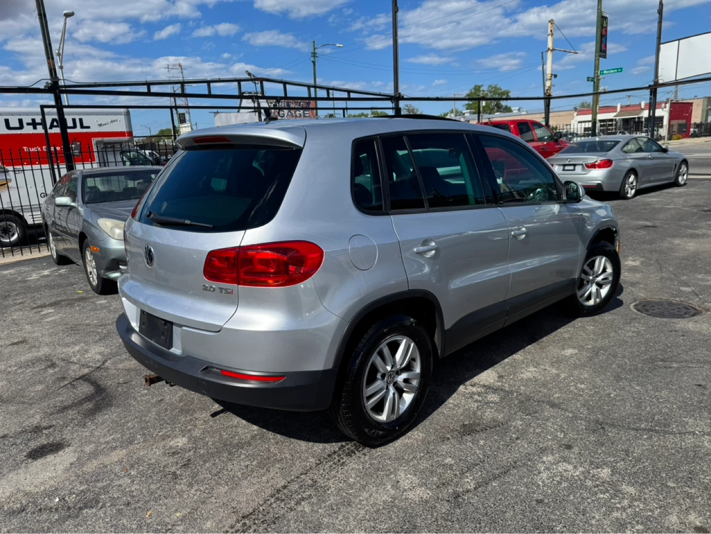 Silver Volkswagen Tiguan 2.0 TDI SUV - photo 5