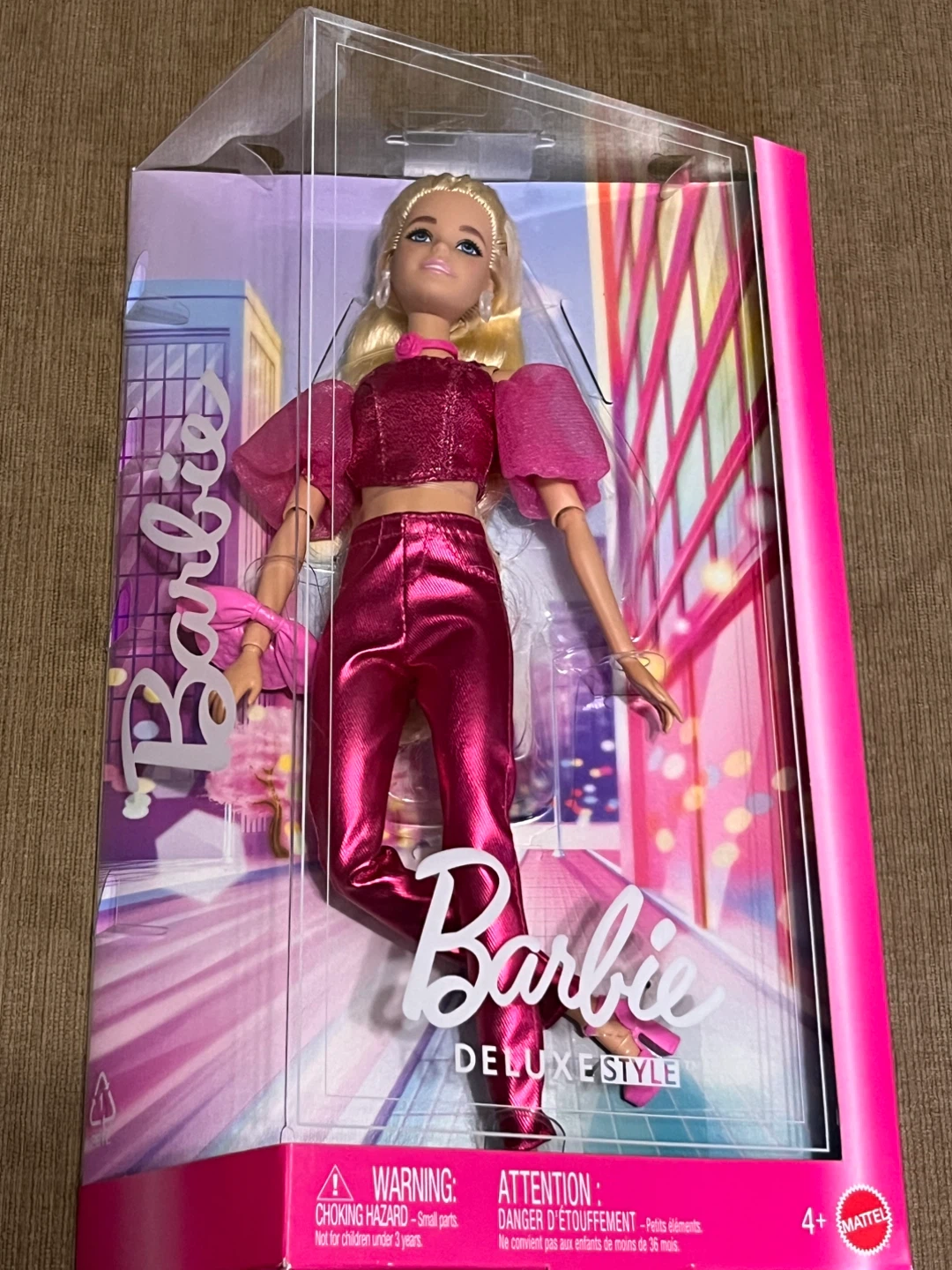 NEW Barbie Deluxe Style Doll Pink Outfit