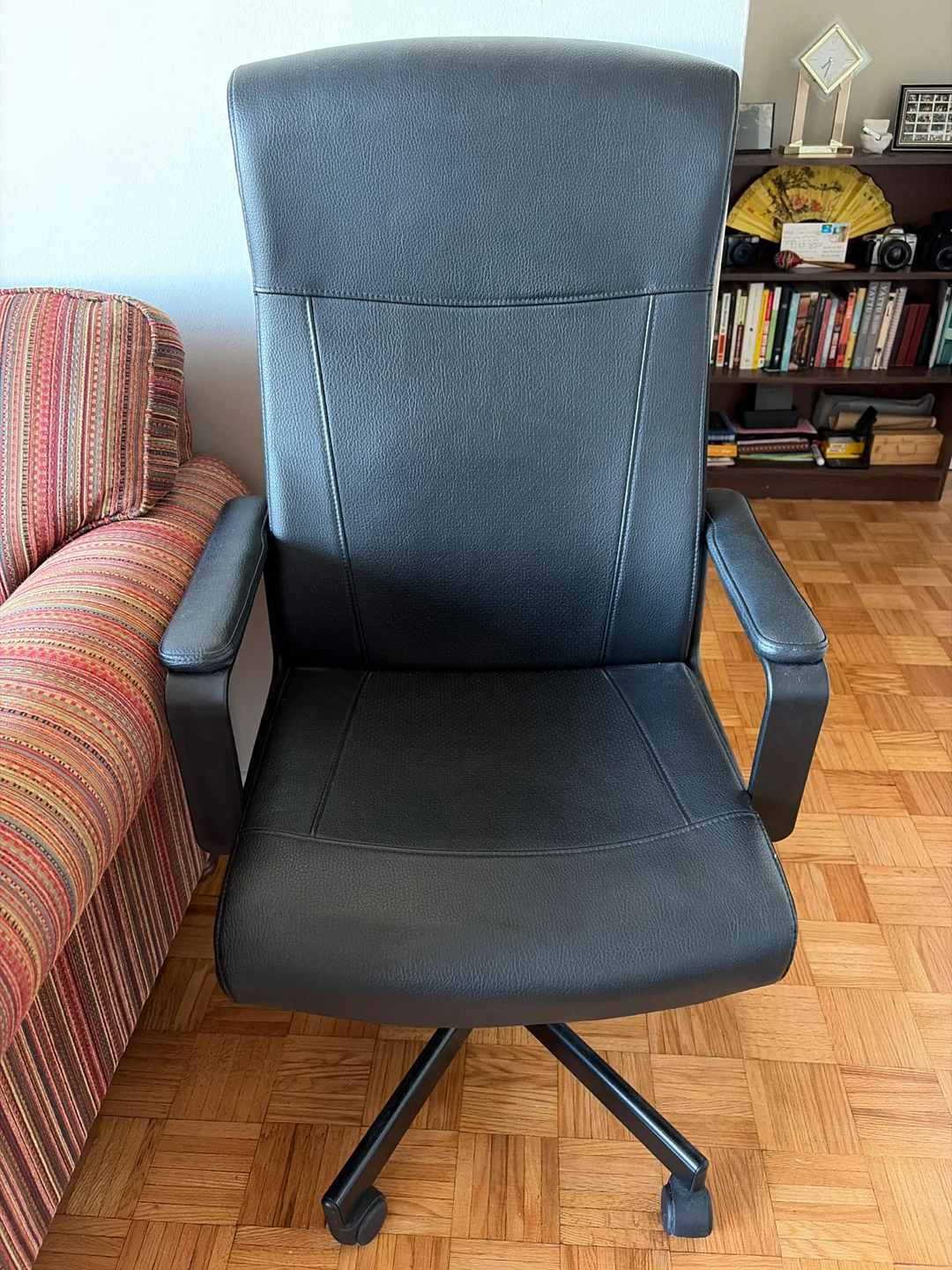 MILLBERGET Swivel Chair - IKEA