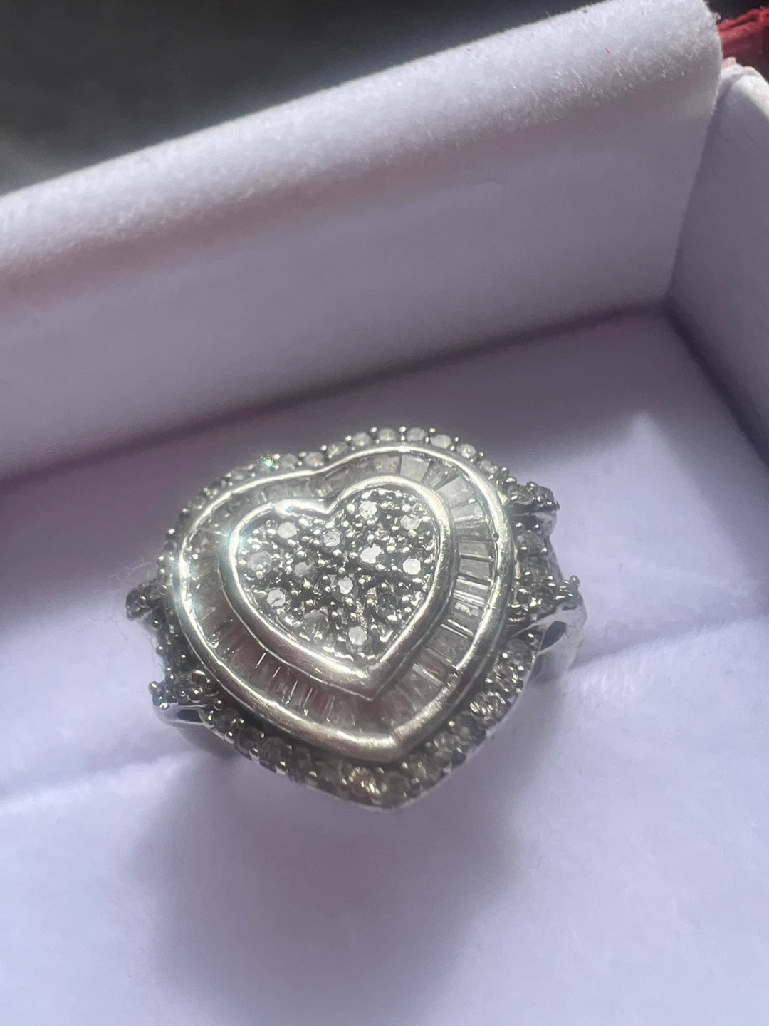 10 k Heart Shape Diamond Ring - photo 4