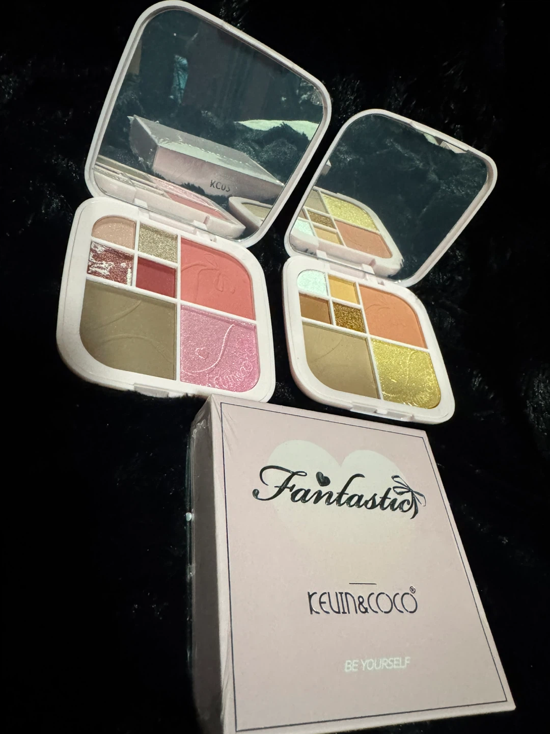 Kevin & Coco Fantastic Eyeshadow and Blush Palette