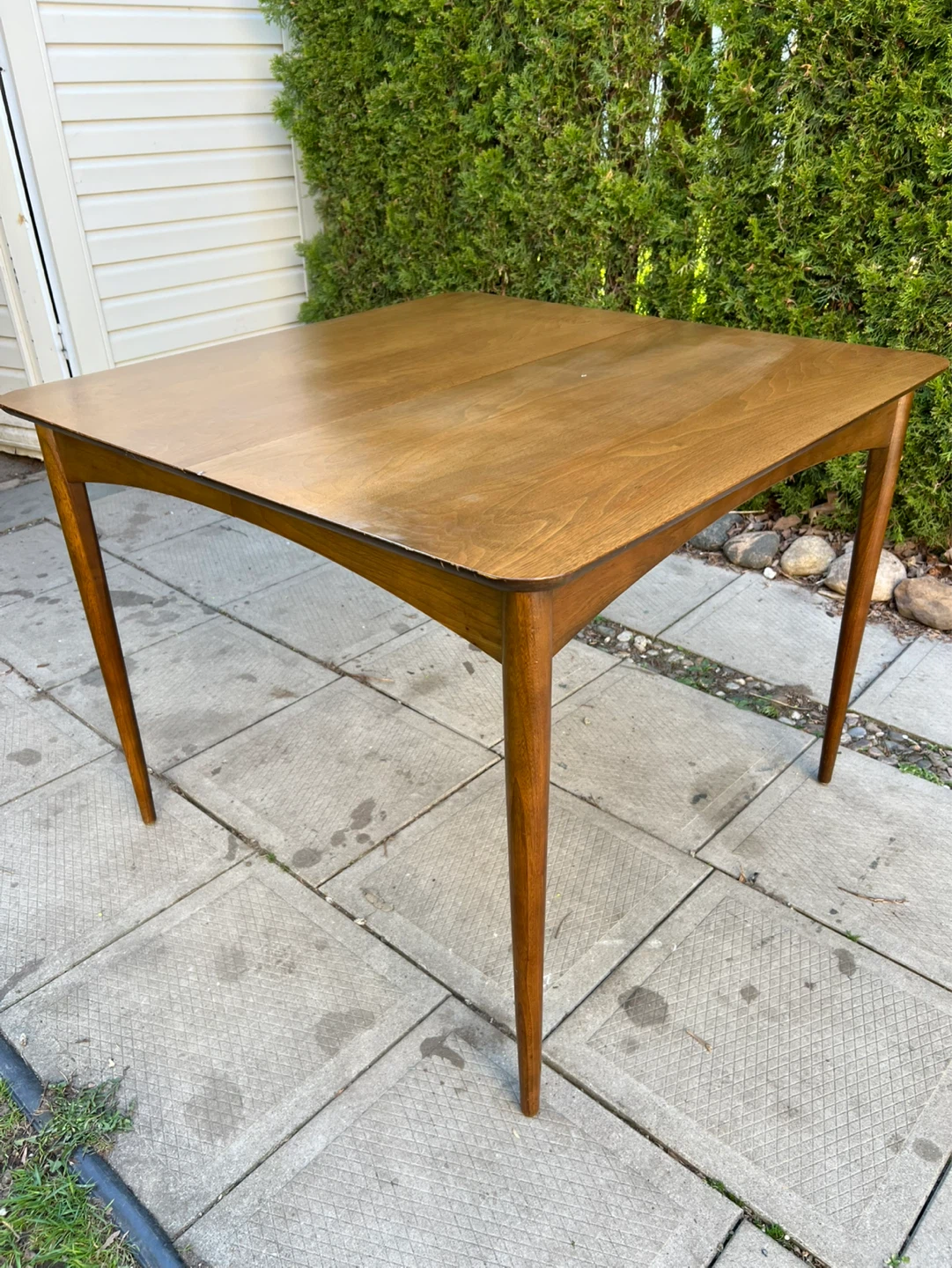 MCM Walnut Dining Table by Deilcraft - photo 3