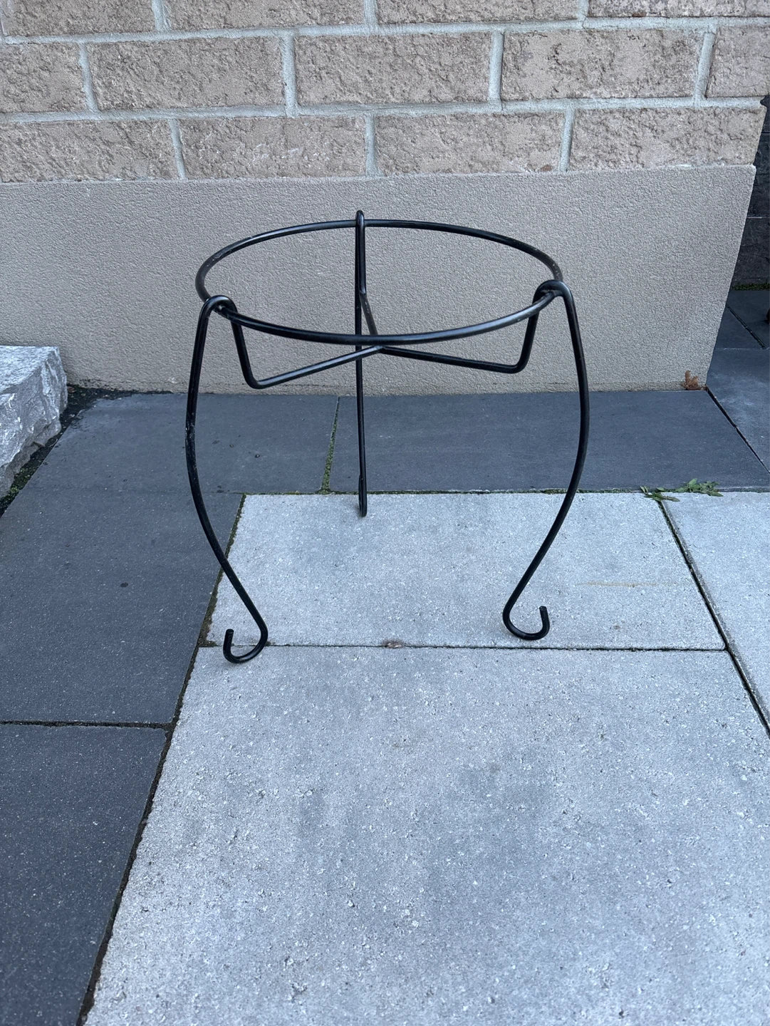 Black Metal Plant Stand