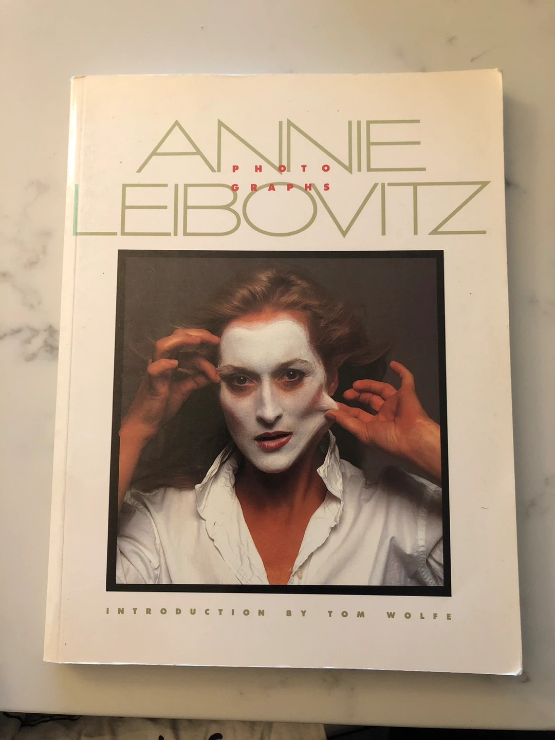 Free Book - Annie Leibovitz