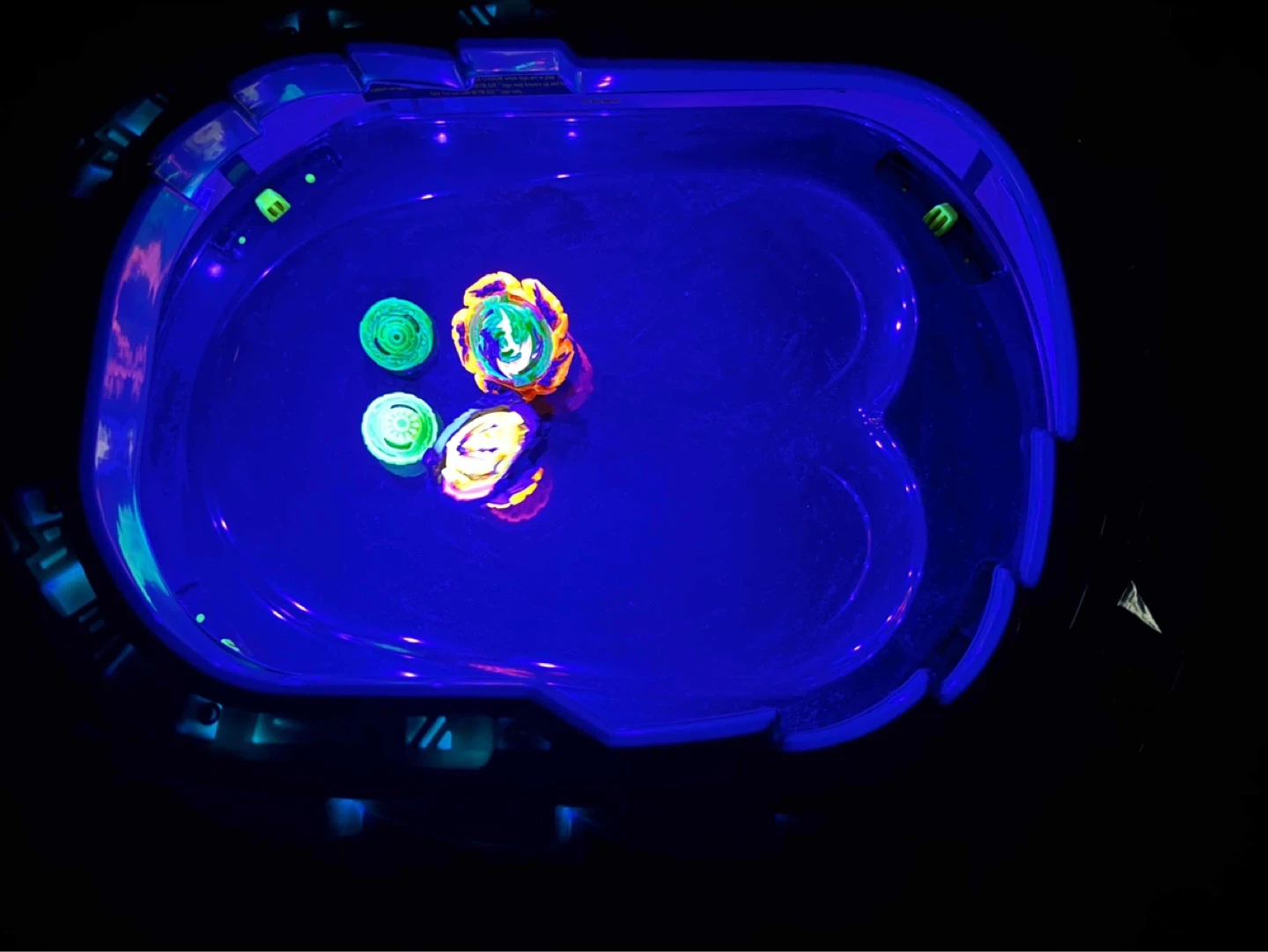 Beyblade Burst Quad Strike Light Ignite Battle Set - photo 2