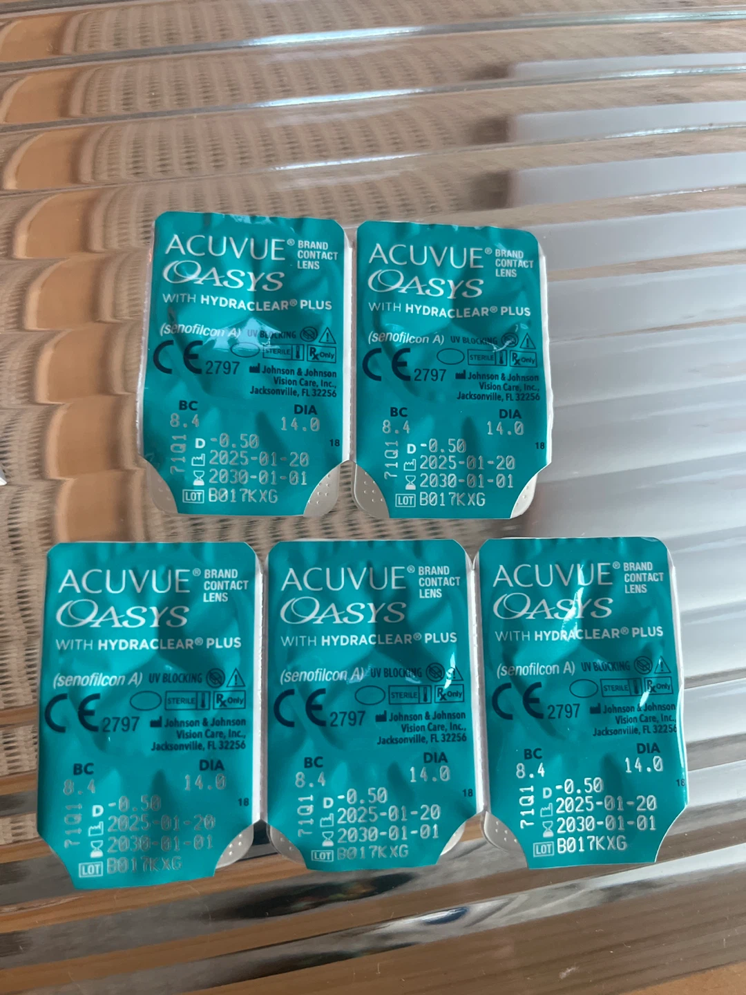 ACUVUE OASYS with HYDRACLEAR PLUS 5 Contact Lenses -0.50 - photo 4