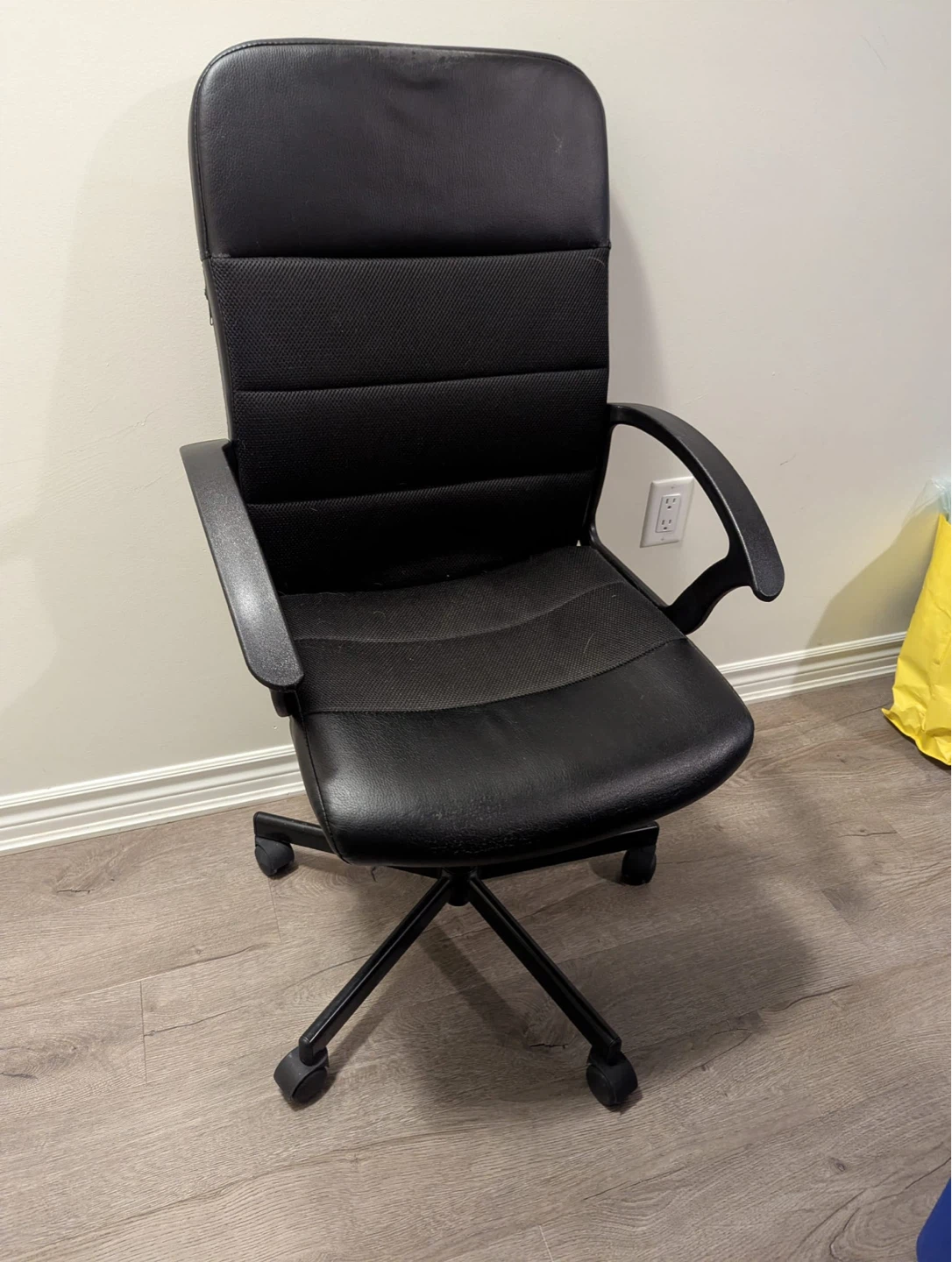 Black Office Chair