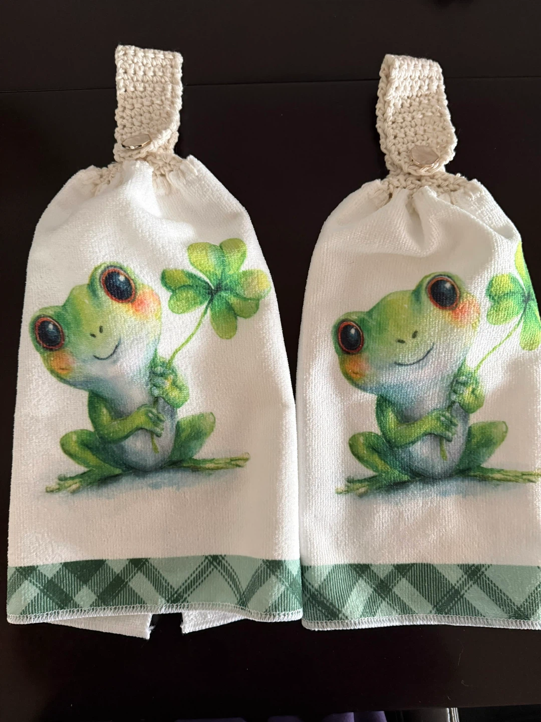 2 New tea towels