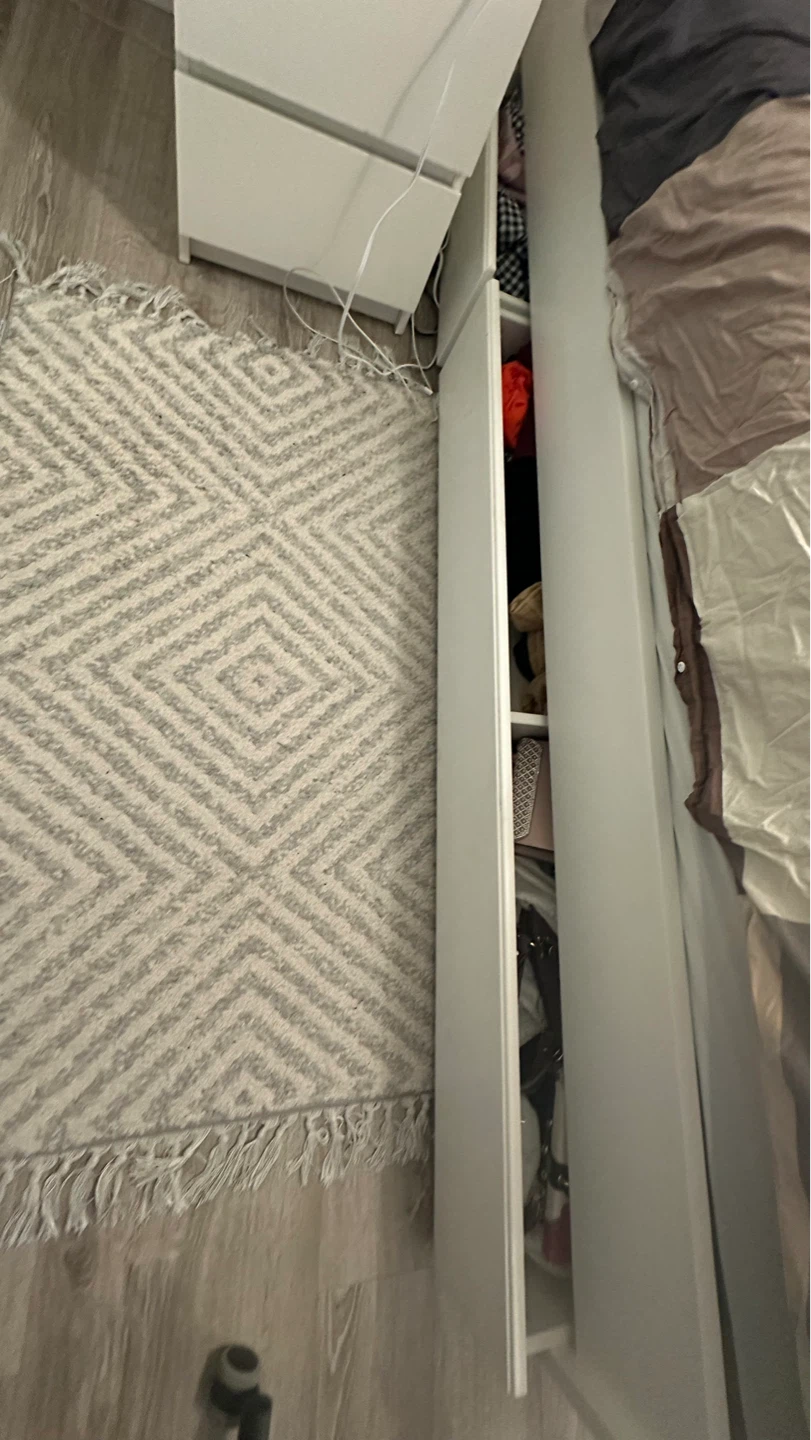 ikea white queen bed with bedstorage FREE SIDE TABLE LIGHT - photo 5